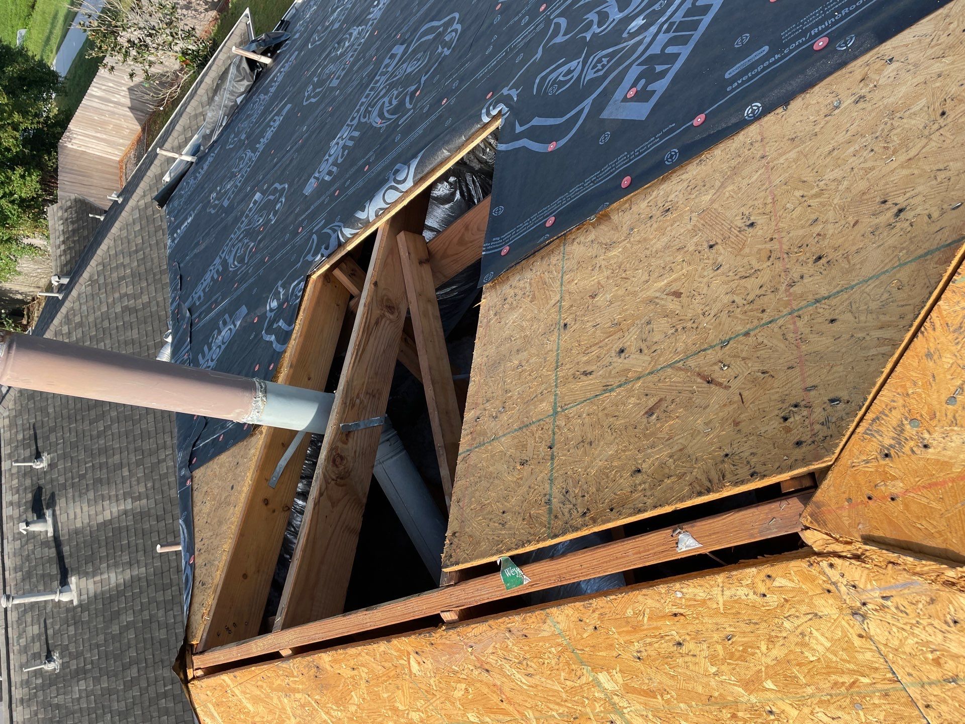 Residential Roofing Installation using Owen's Corning Duration (Lifetime) Shingles by Roof Repair Company