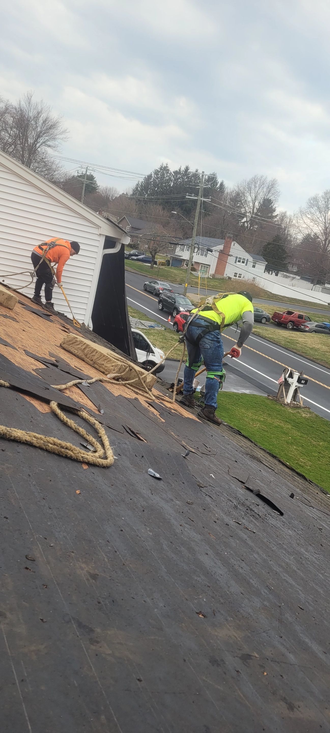 Bristol customer with professionally installed new roof! by DiGiorgi Roofing and Siding Inc
