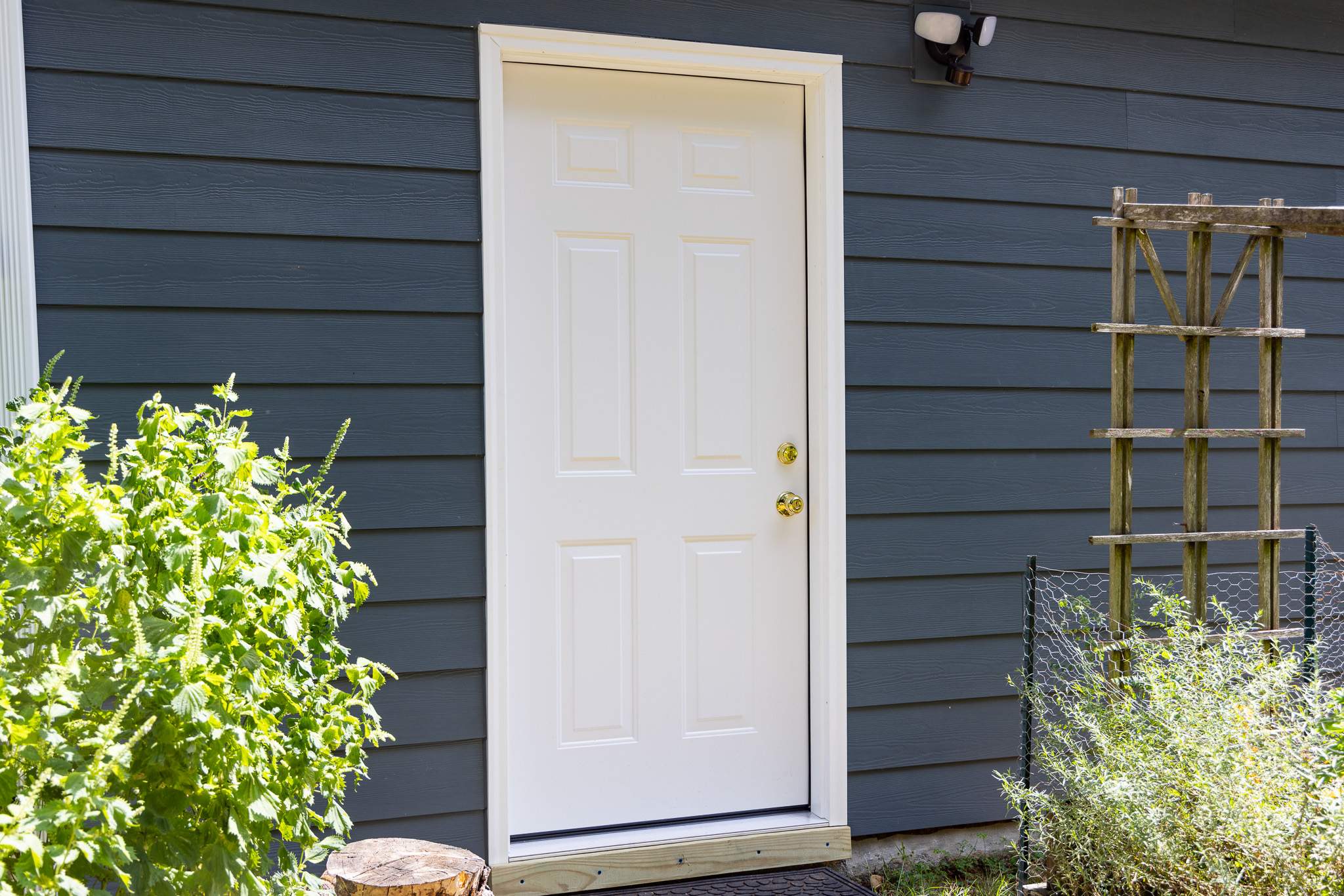 Evening Blue Hardie + Windows by Freedom Exteriors