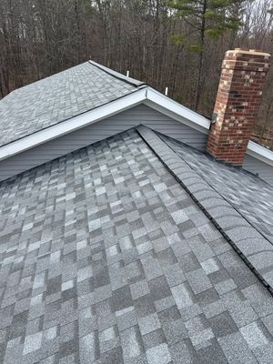 🏡 Multi-Story Roof Installation – Raymond, NH