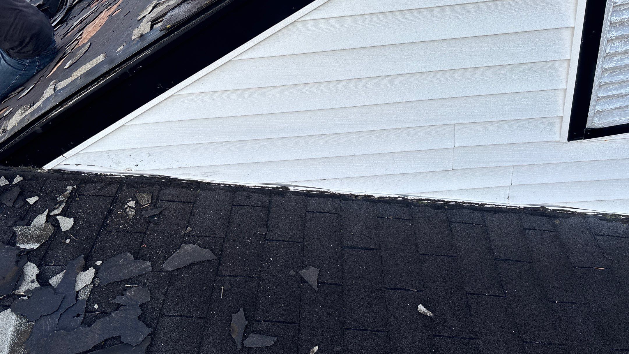 Roof Replacement using Owens Corning Brownwood by 180 Contractors