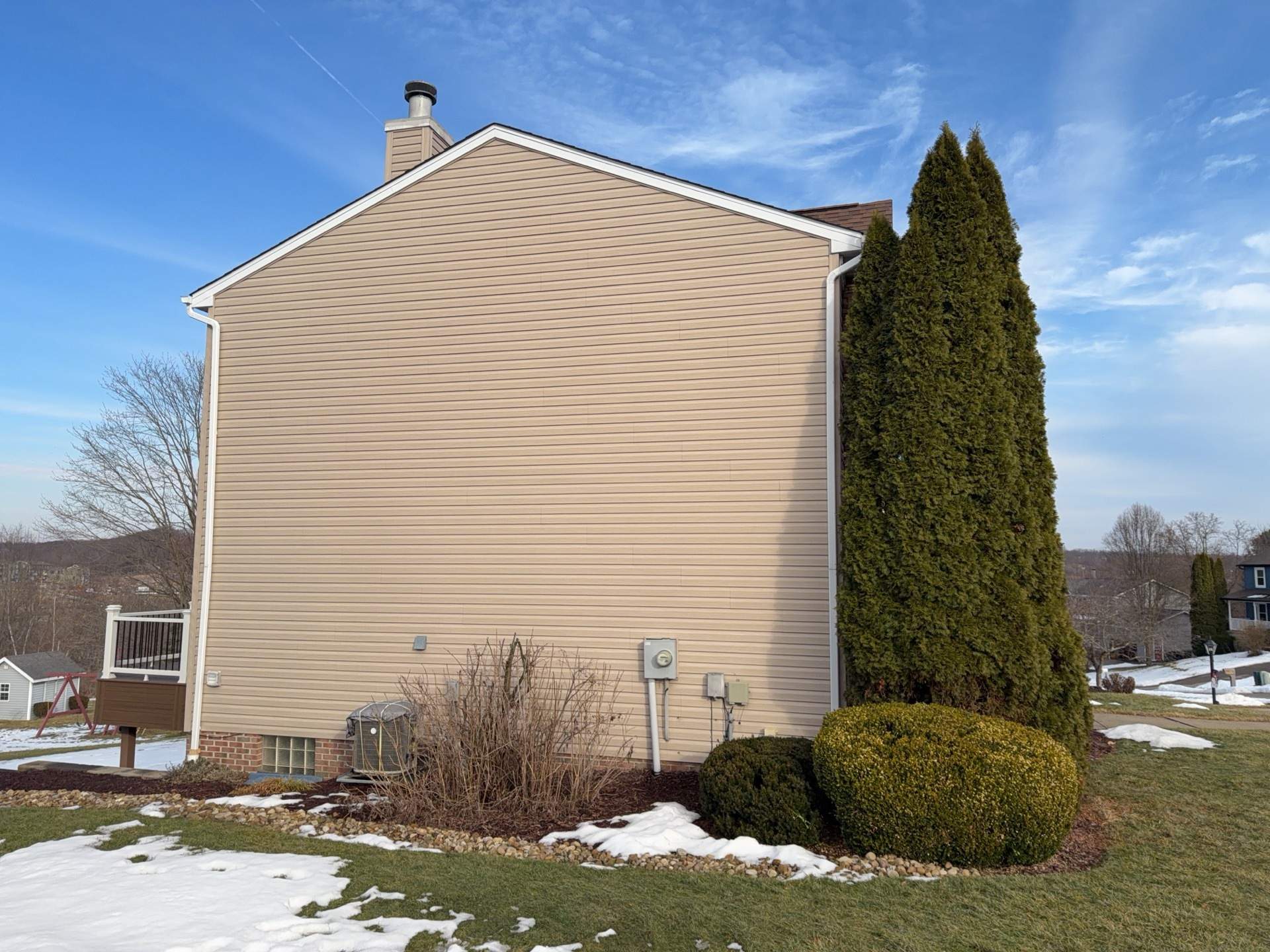 Provia Cedar Peaks Vinyl Siding in Cranberry TWP by Ideal Siding Pittsburgh