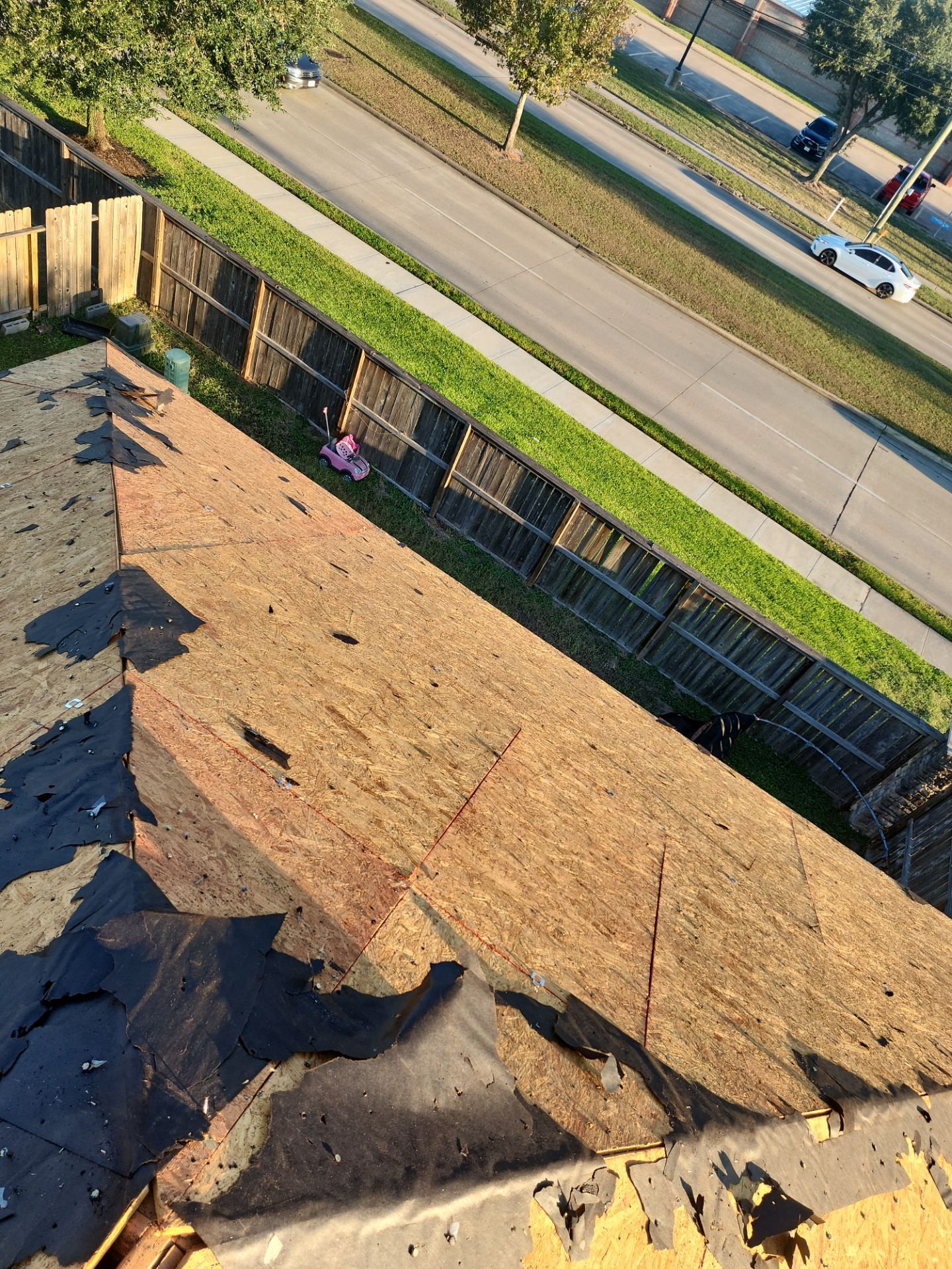 Residential Roofing Installation using Owen's Corning Duration (Lifetime) Shingles by Roof Repair Company