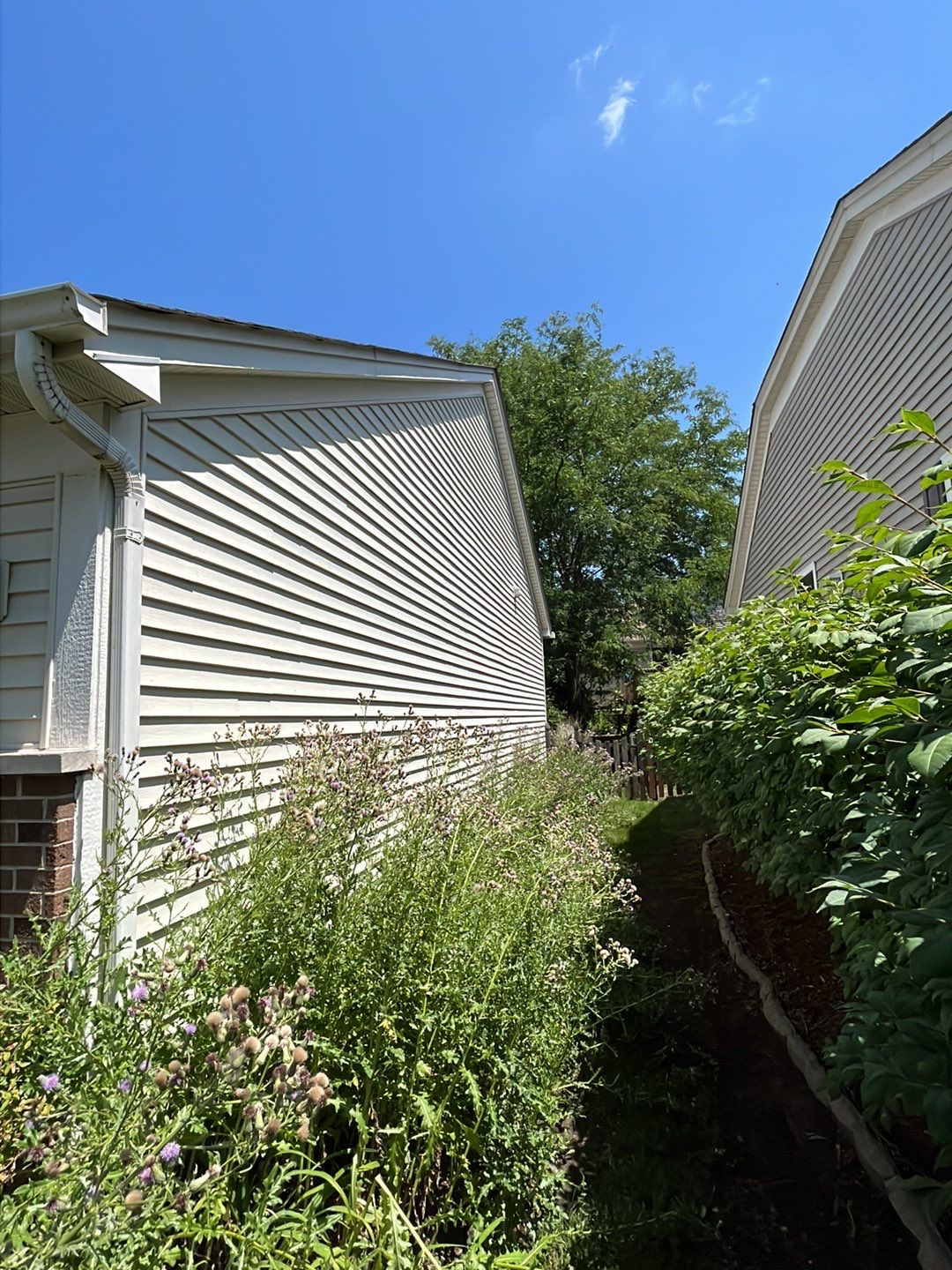 Roof/Siding Damage by G2