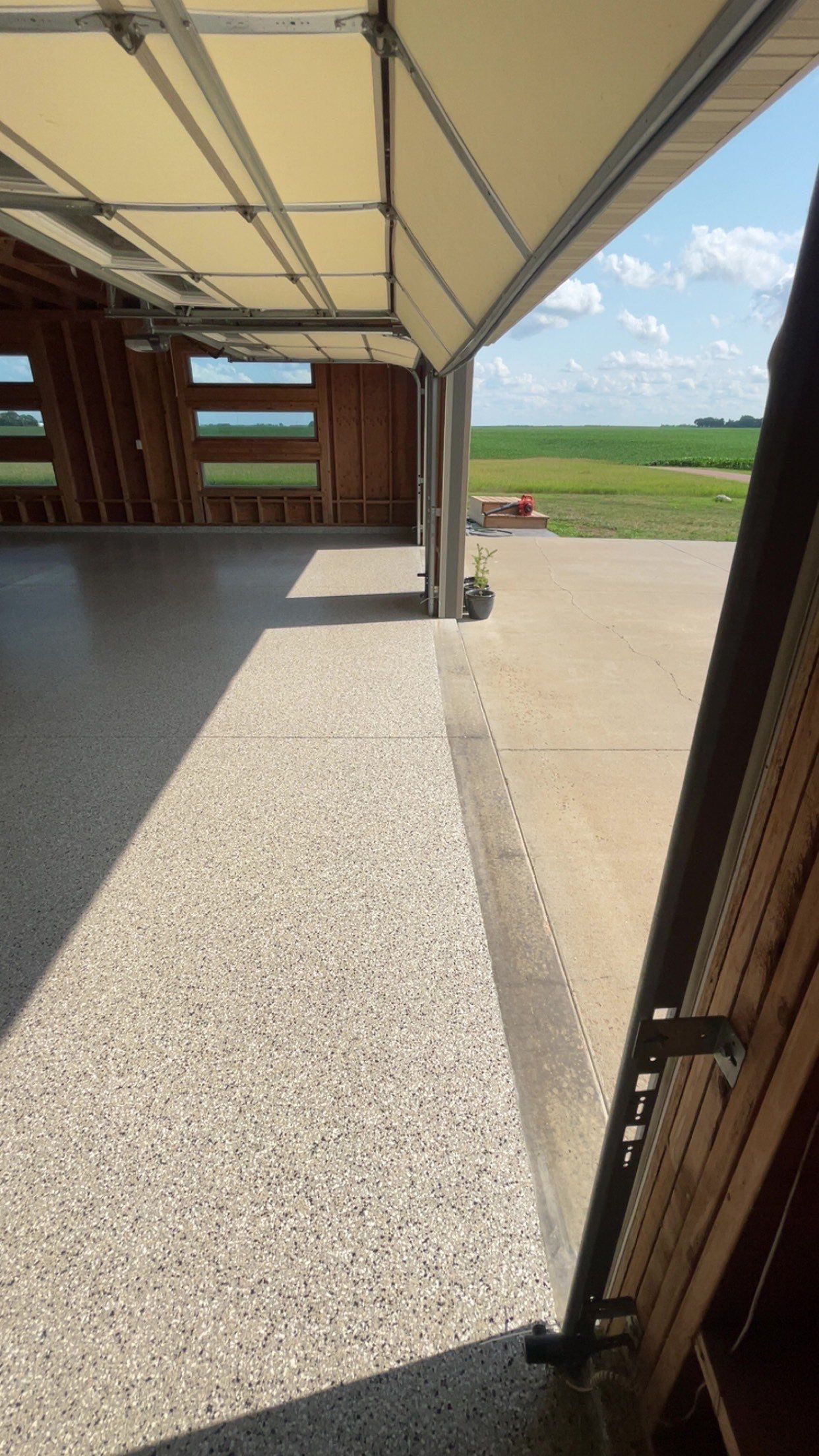 Cabin Fever Coating for Detached Garage in Dell Rapids by Select Painting, Coatings & Garage Cabinets