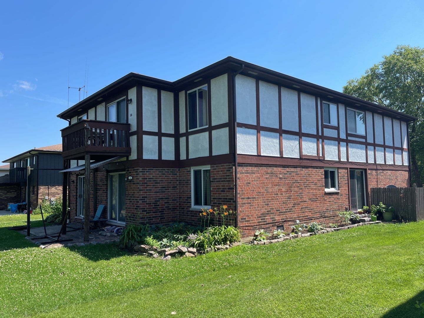 Multi-family unit roof replacement by Pro Home Services Inc