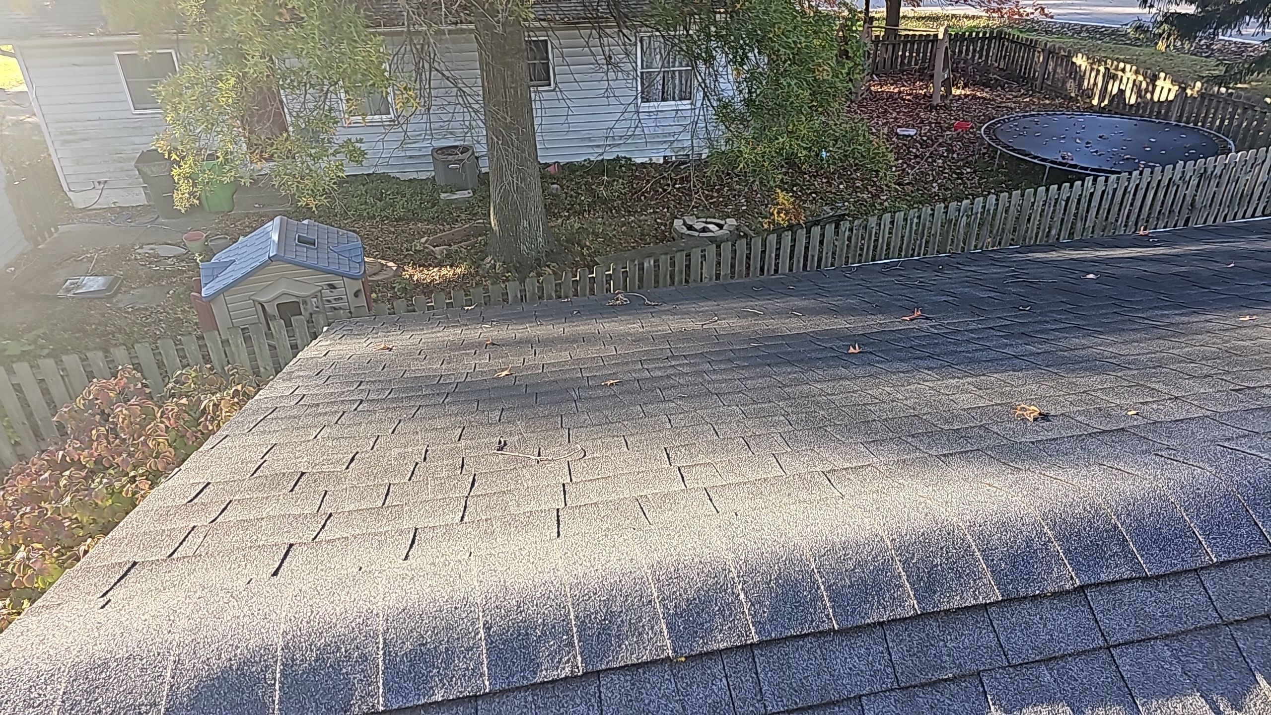 ATLAS PINNACLE COLOR: BLACK SHADOW DRIP EDGE: WHITE by Eagle Eye Roofing