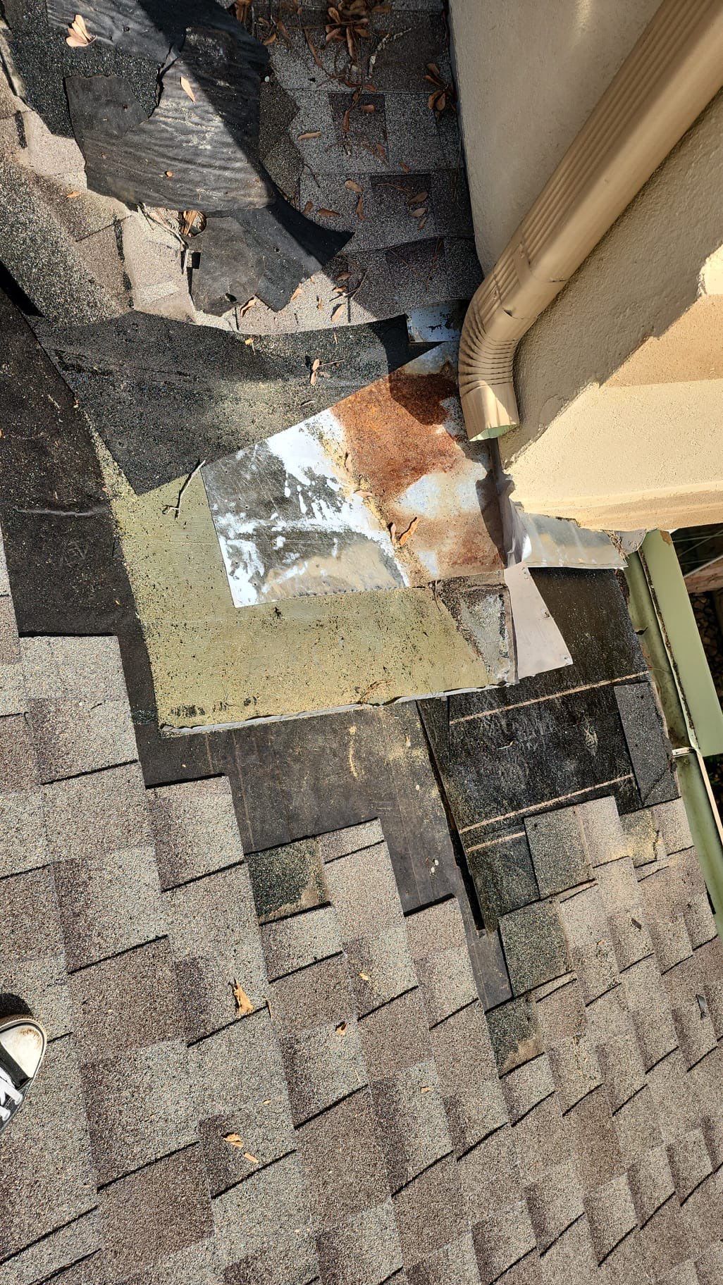 Residential Roofing Repair using Owen's Corning Duration (Lifetime) Shingles by Roof Repair Company
