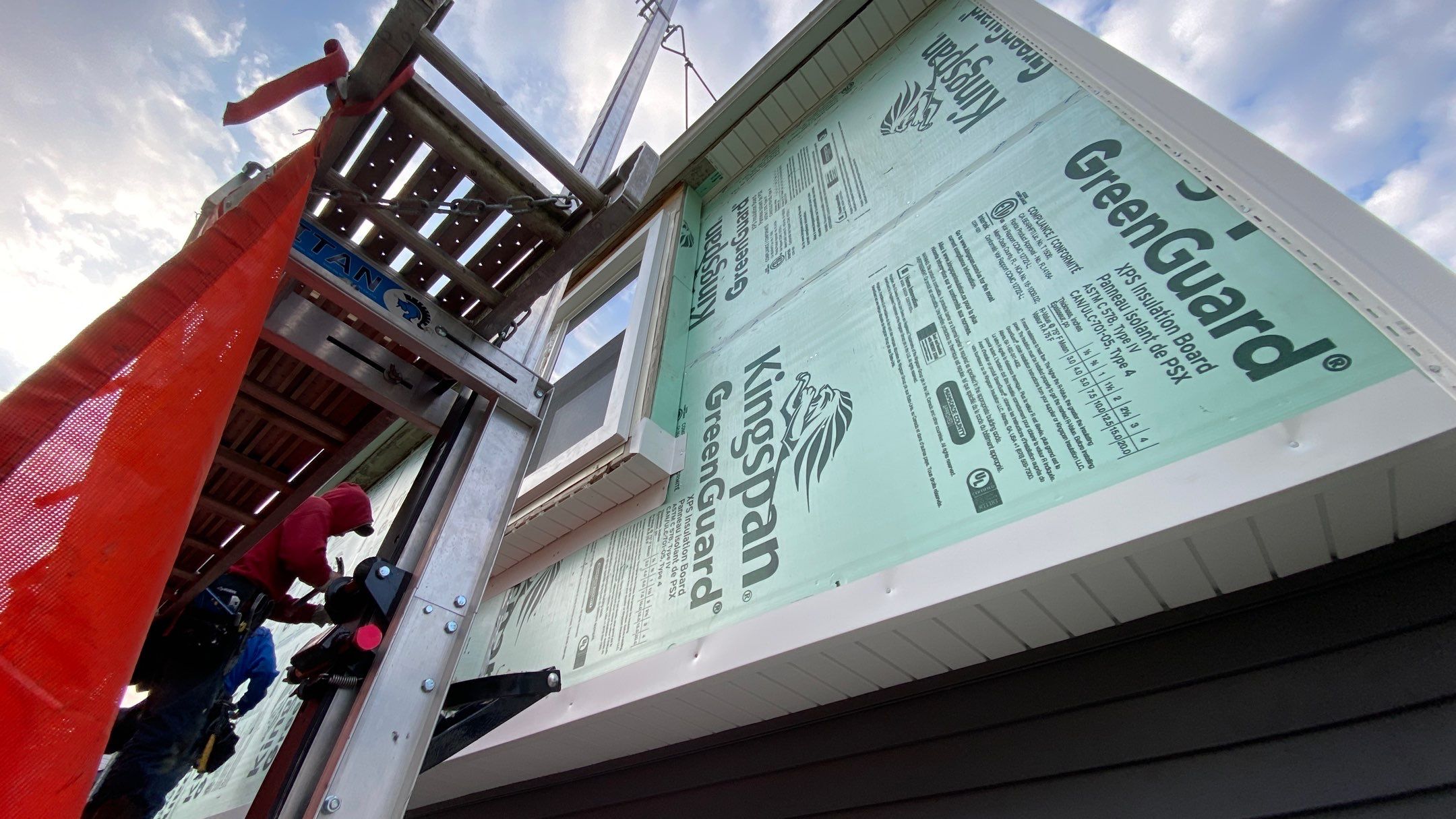 Siding Replacement using CertainTeed Restoration Classis D4 by 180 Contractors