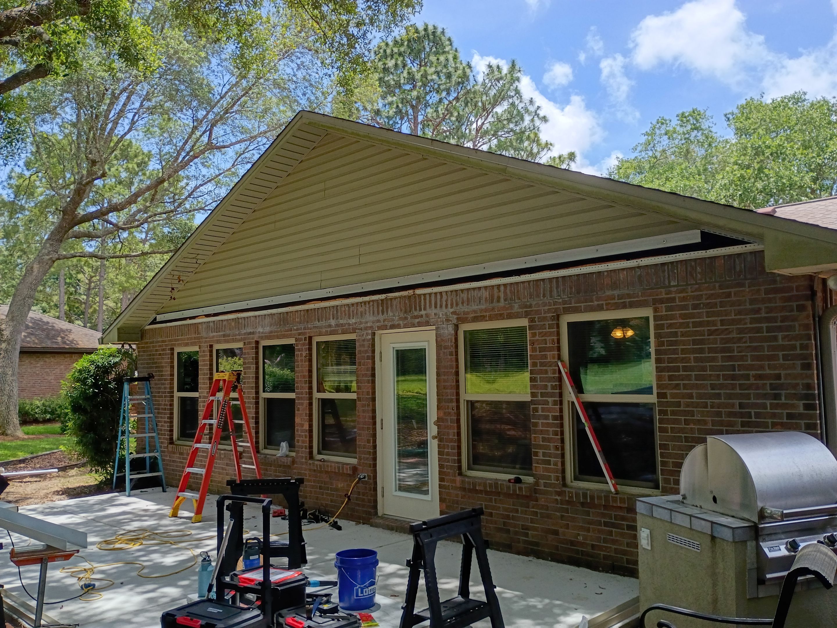 Titan Screen Room Project by Titan Sunrooms
