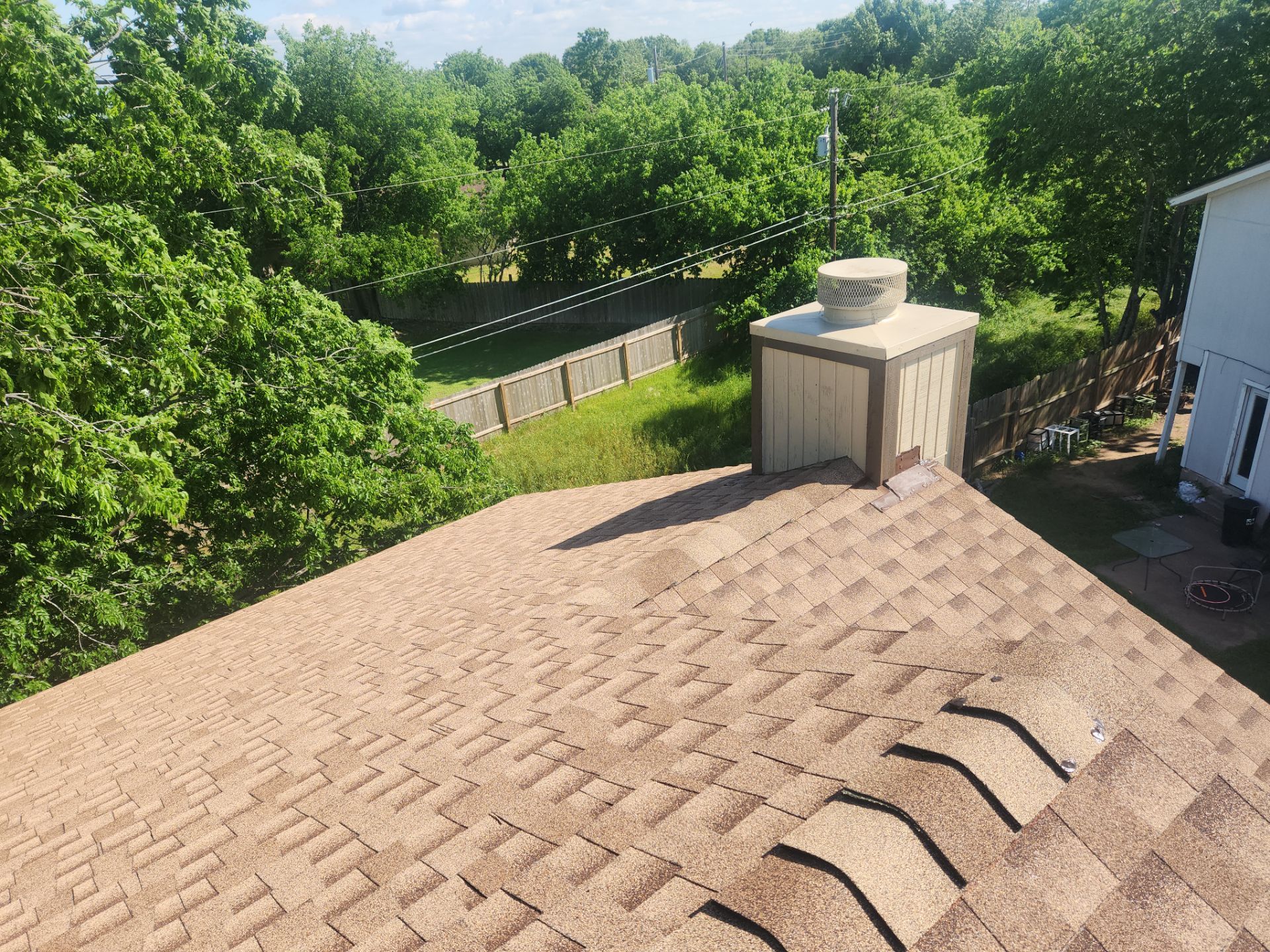 Shakewood - GAF Timberline HDZ by RoofsOnly.com