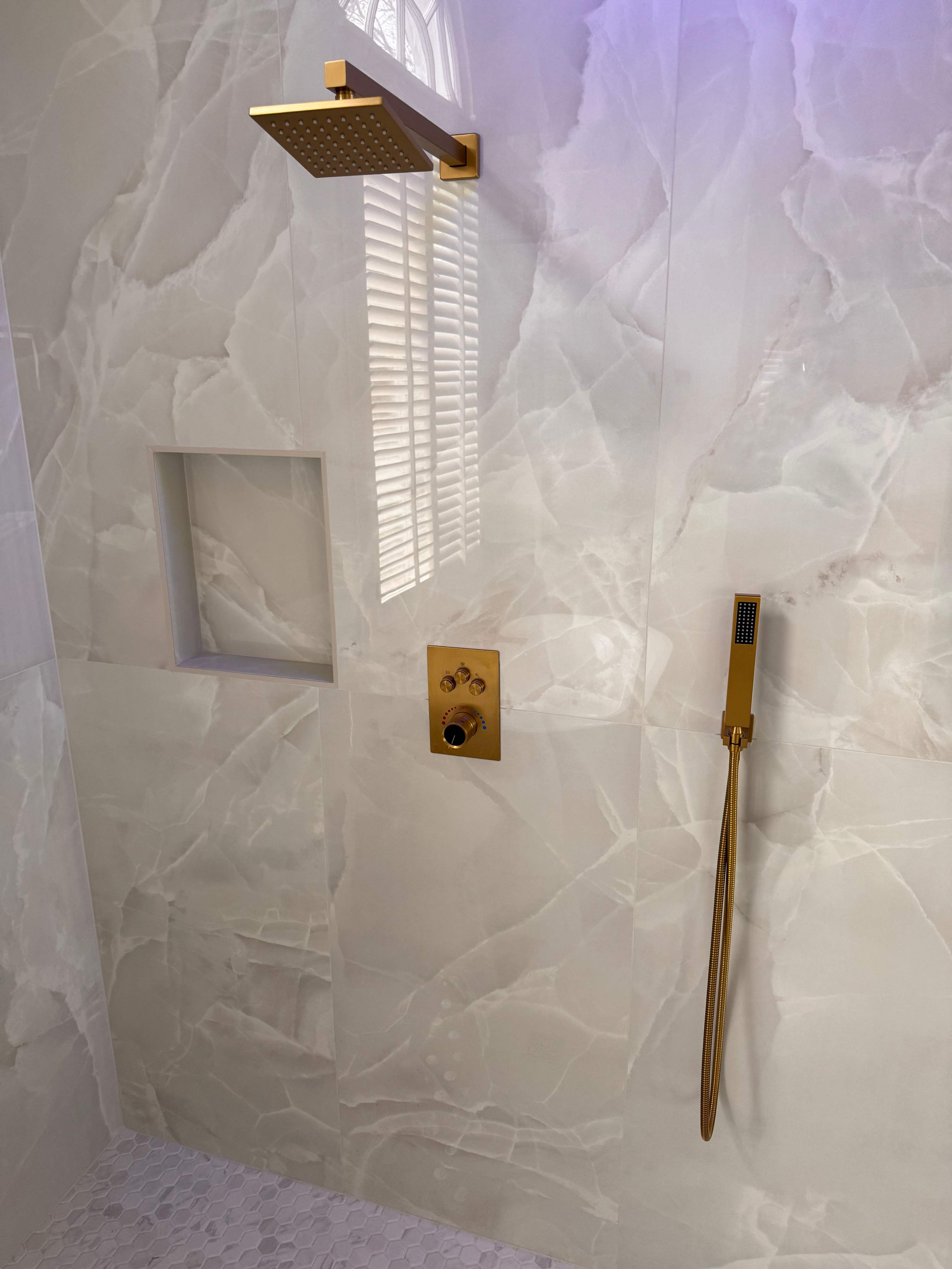 Master bathroom renovation by Prudencio