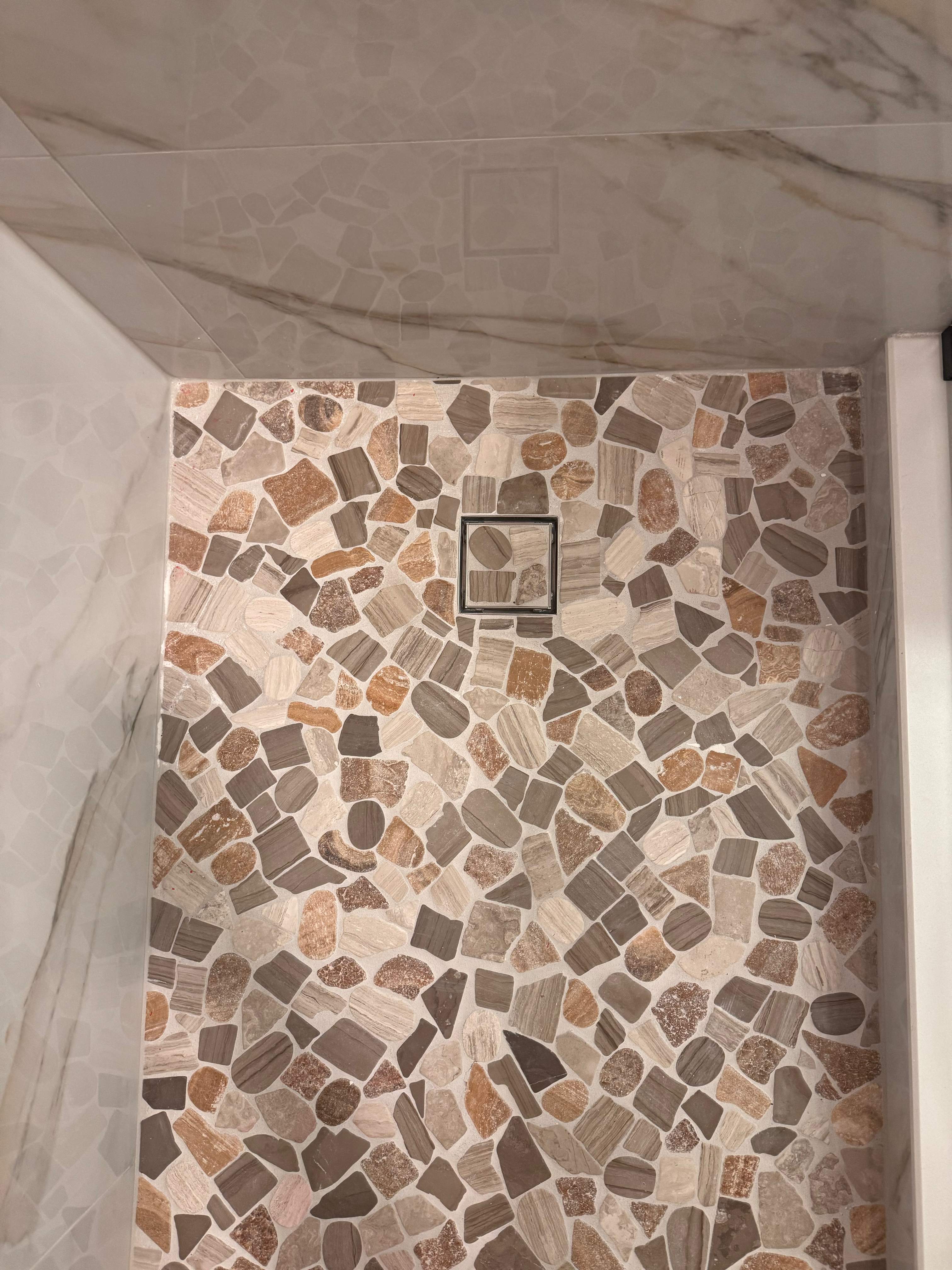 Guest bathroom renovation by Prudencio