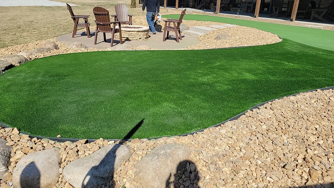 Putting Green / Driving Range / Entertaining space. by New Horizon Landscapes