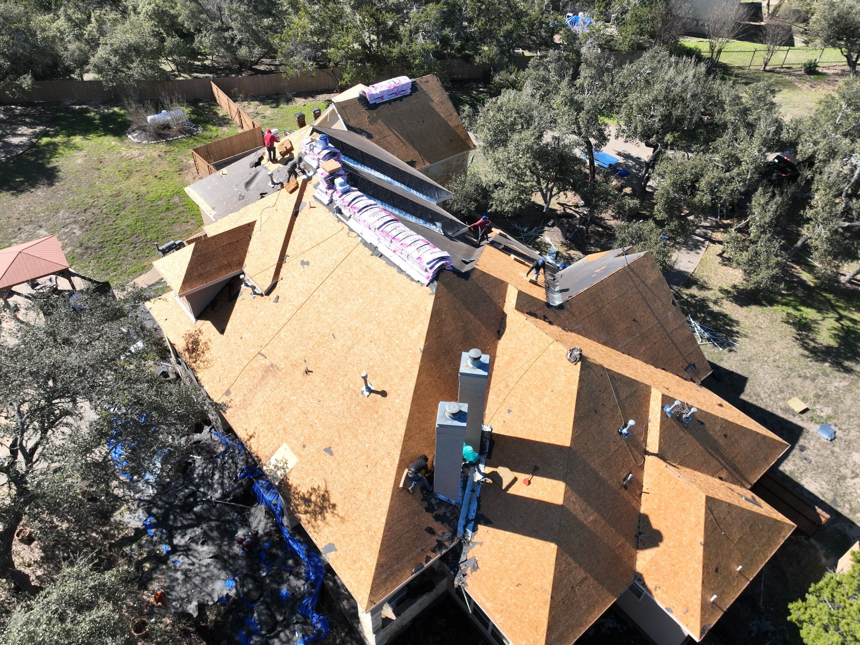 Residential Roof Replacement using 30 Year Laminate Shingles with High Profile Ridge by Premier Roofing and Contracting