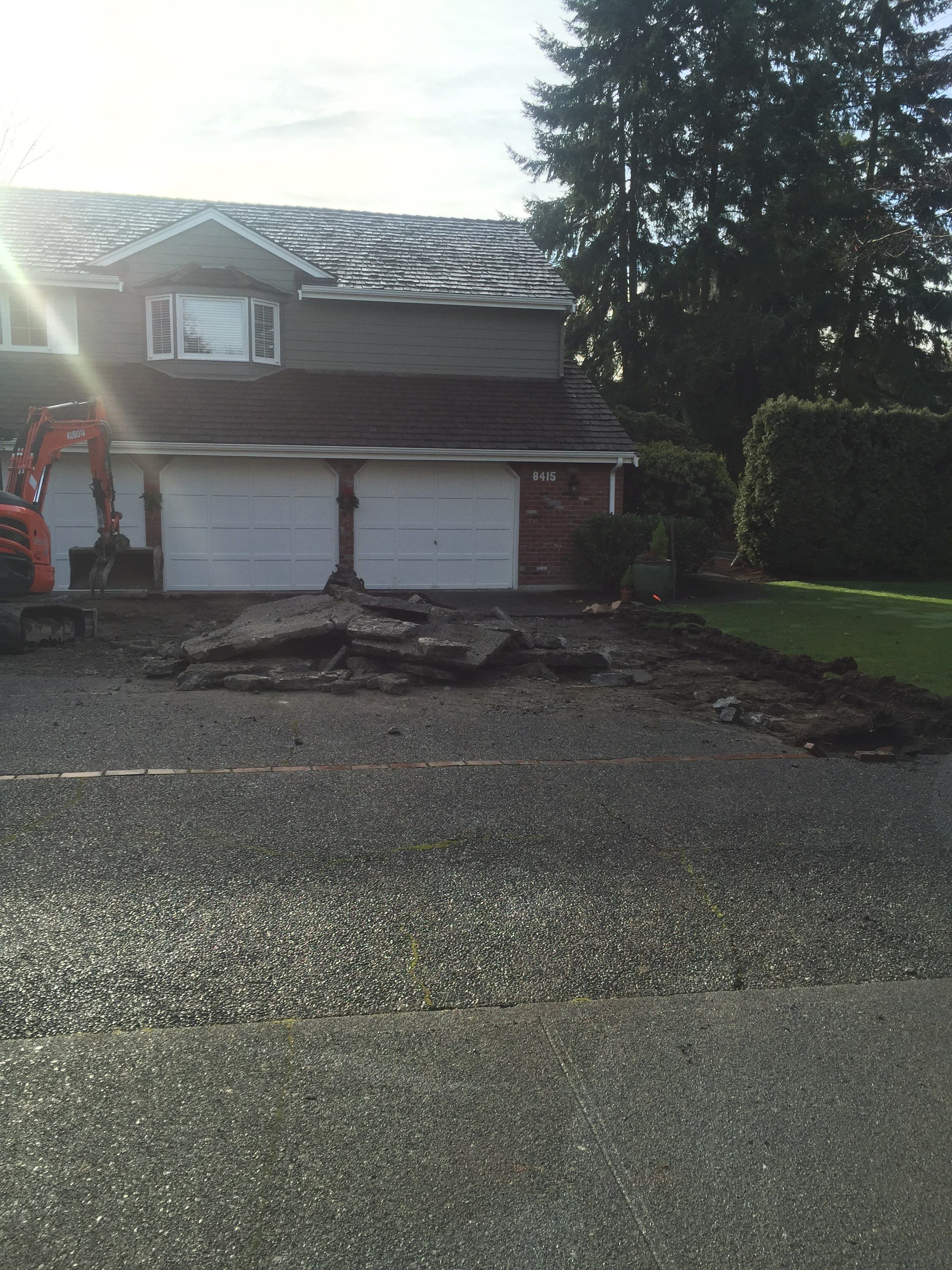 Custom Aggregate Driveway and Stamped Finish  by Jireh Asphalt & Concrete Inc 
