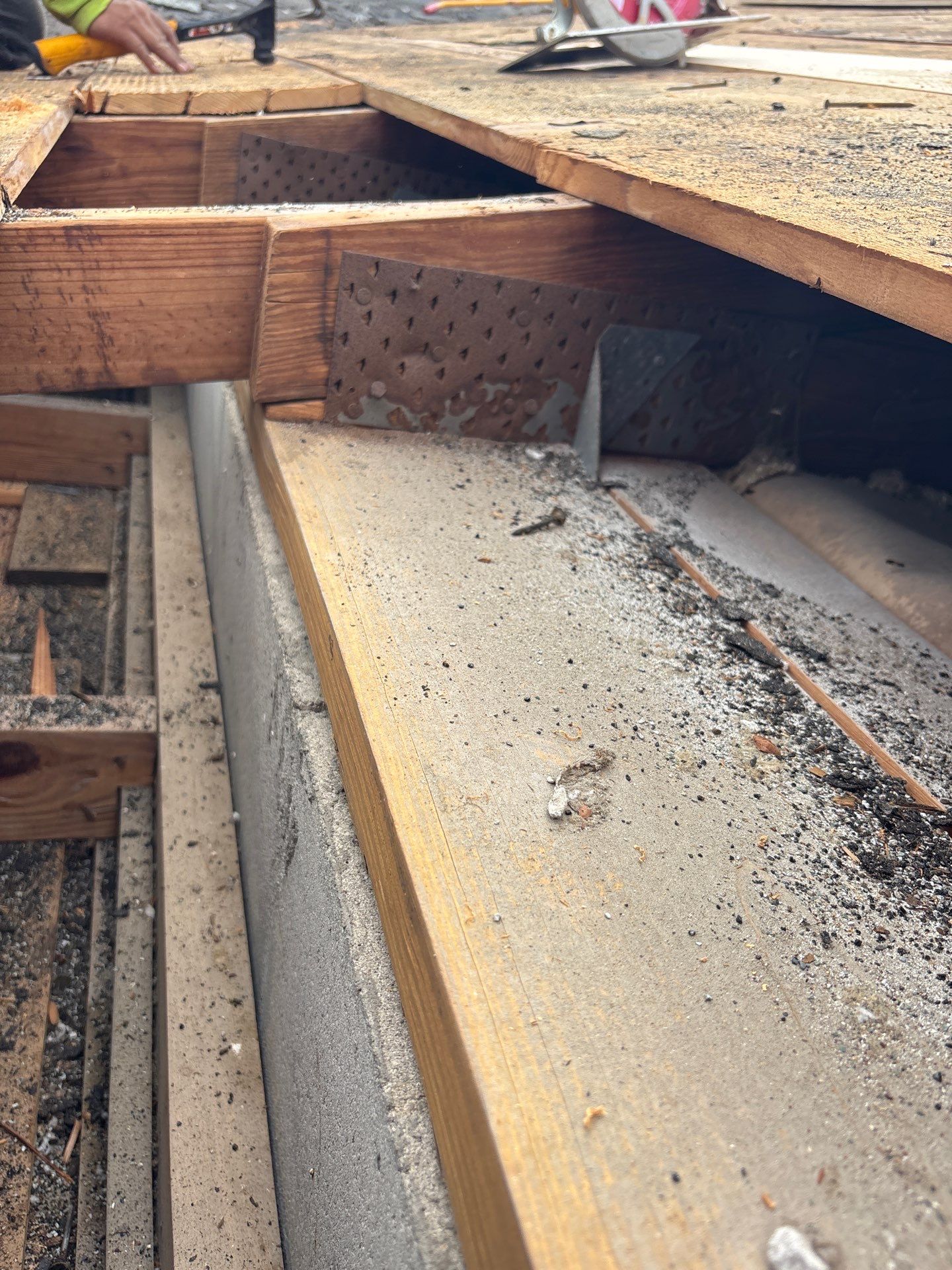 Project in St. Petersburg 33705 by Mitchell Roofing Company LLC 