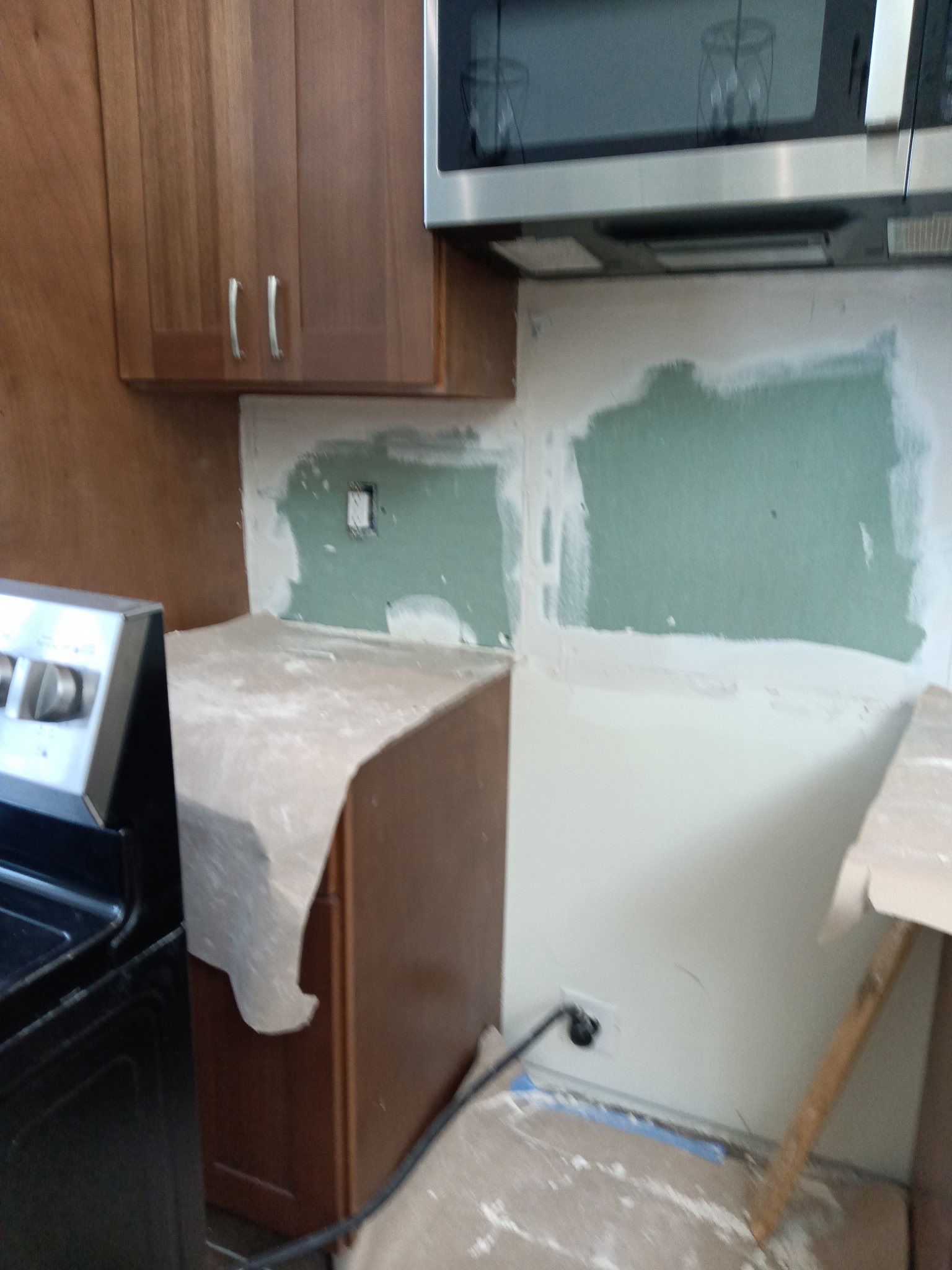 Backsplash Fix From Previous Install by Axtra Hand