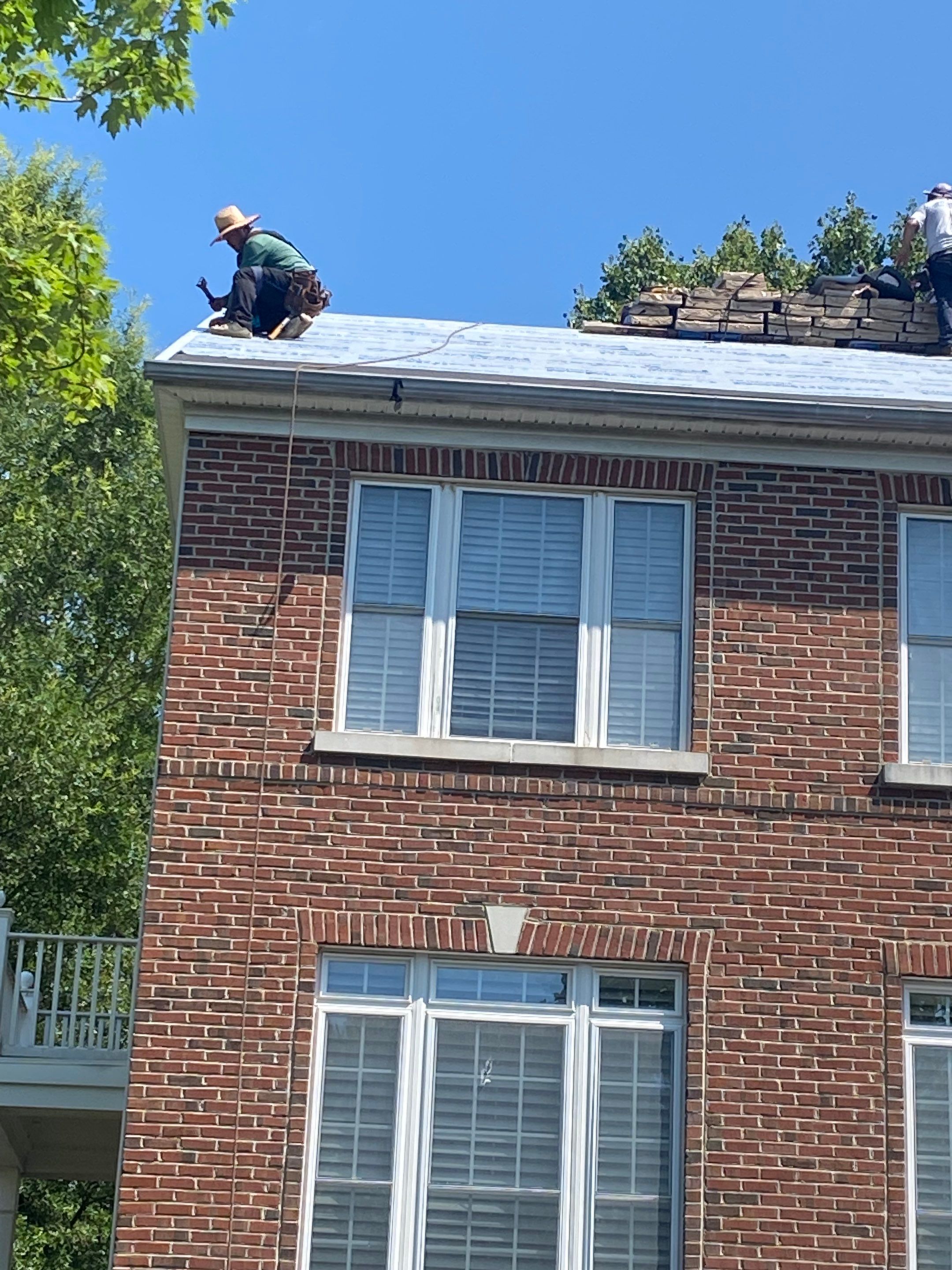 Fairfax: Residential Roof Installation with CertainTeed Landmark PRO in Max Def Moire Black by RM Banning, Inc.