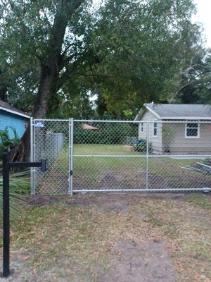 Palmetto, FL Galvanized Chain-link Fence with Lift Master Gate Operator