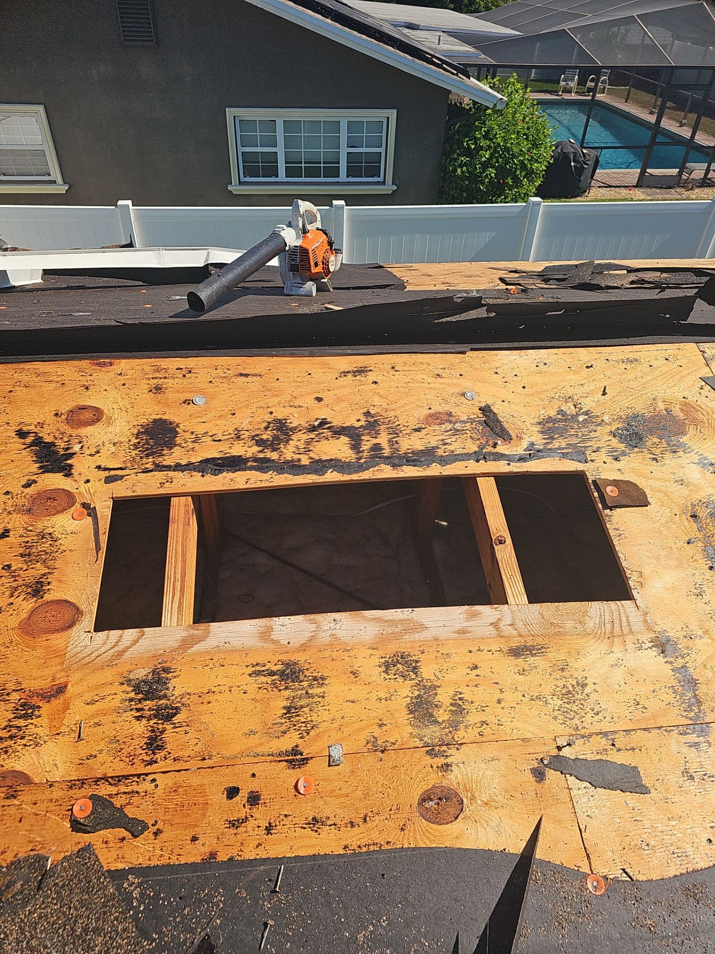 Project in Seminole 33776 by Mitchell Roofing Company LLC 