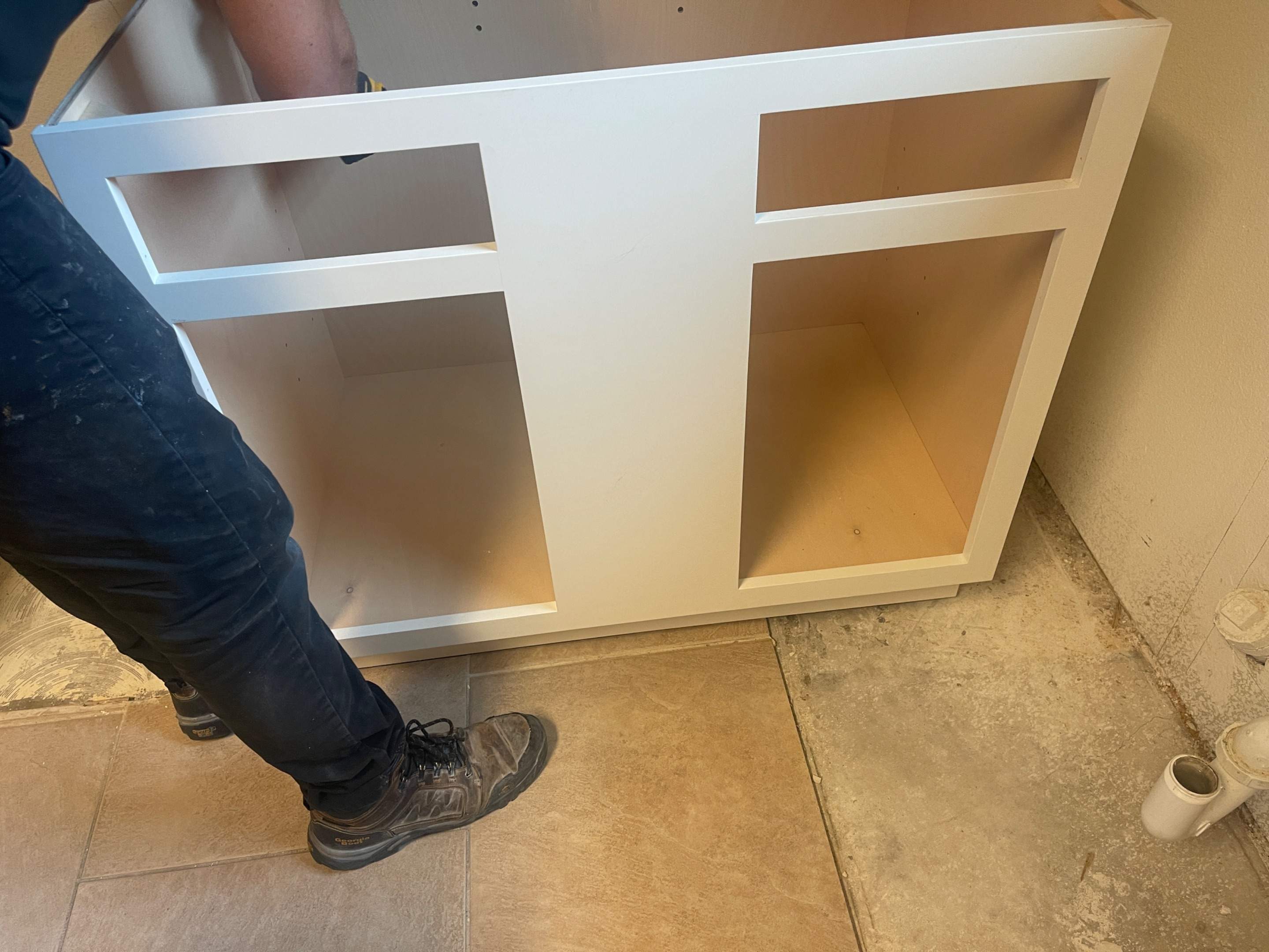 San Antonio Kitchen Remodel with White Shaker Cabinets and Granite by Mena stone surfaces
