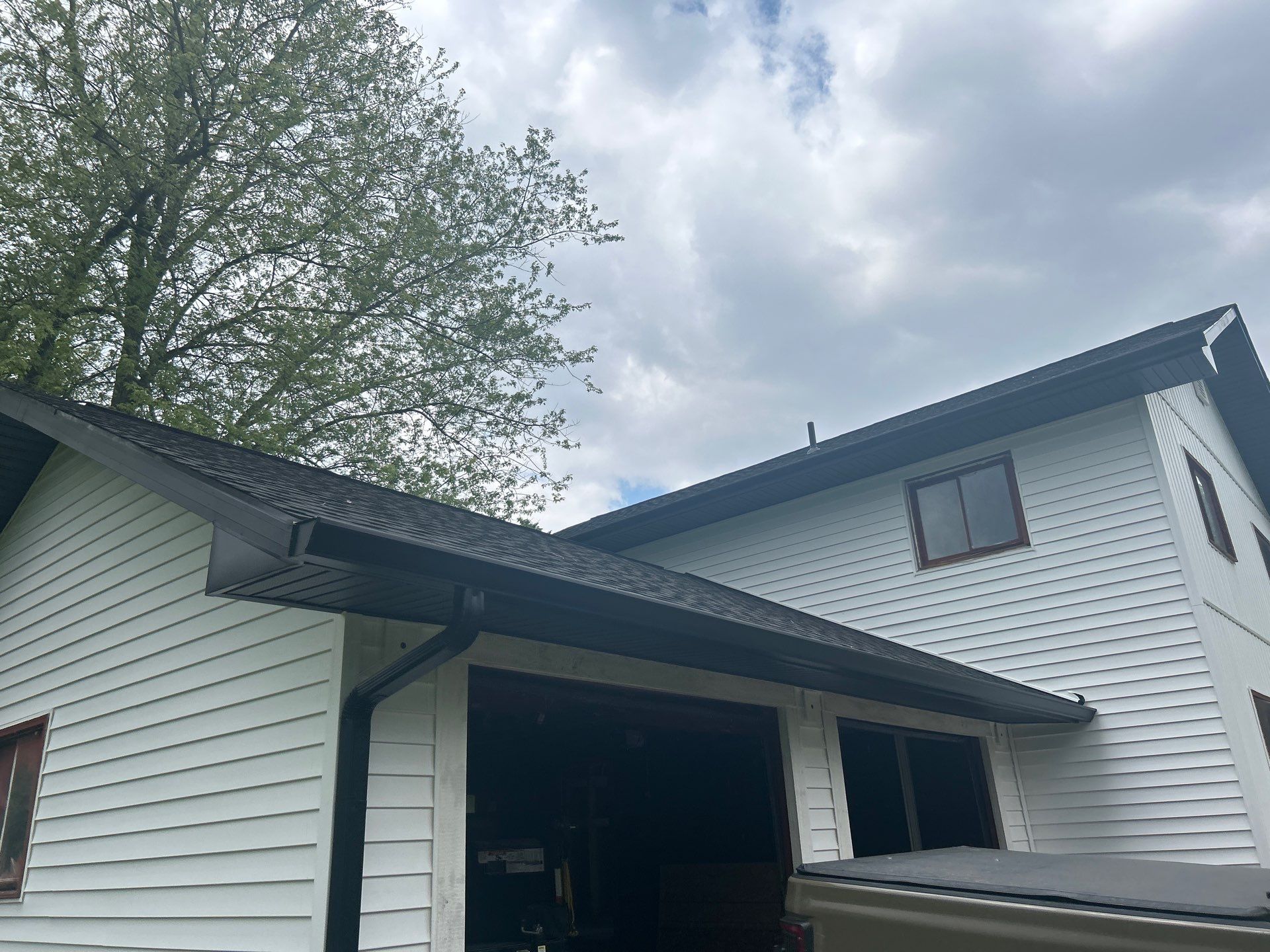 Old Farmhouse Remodel by Columbus Roofing Company