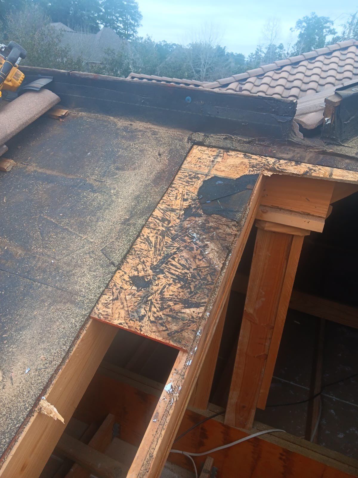 Tile Roof Repair by Roof Repair Company