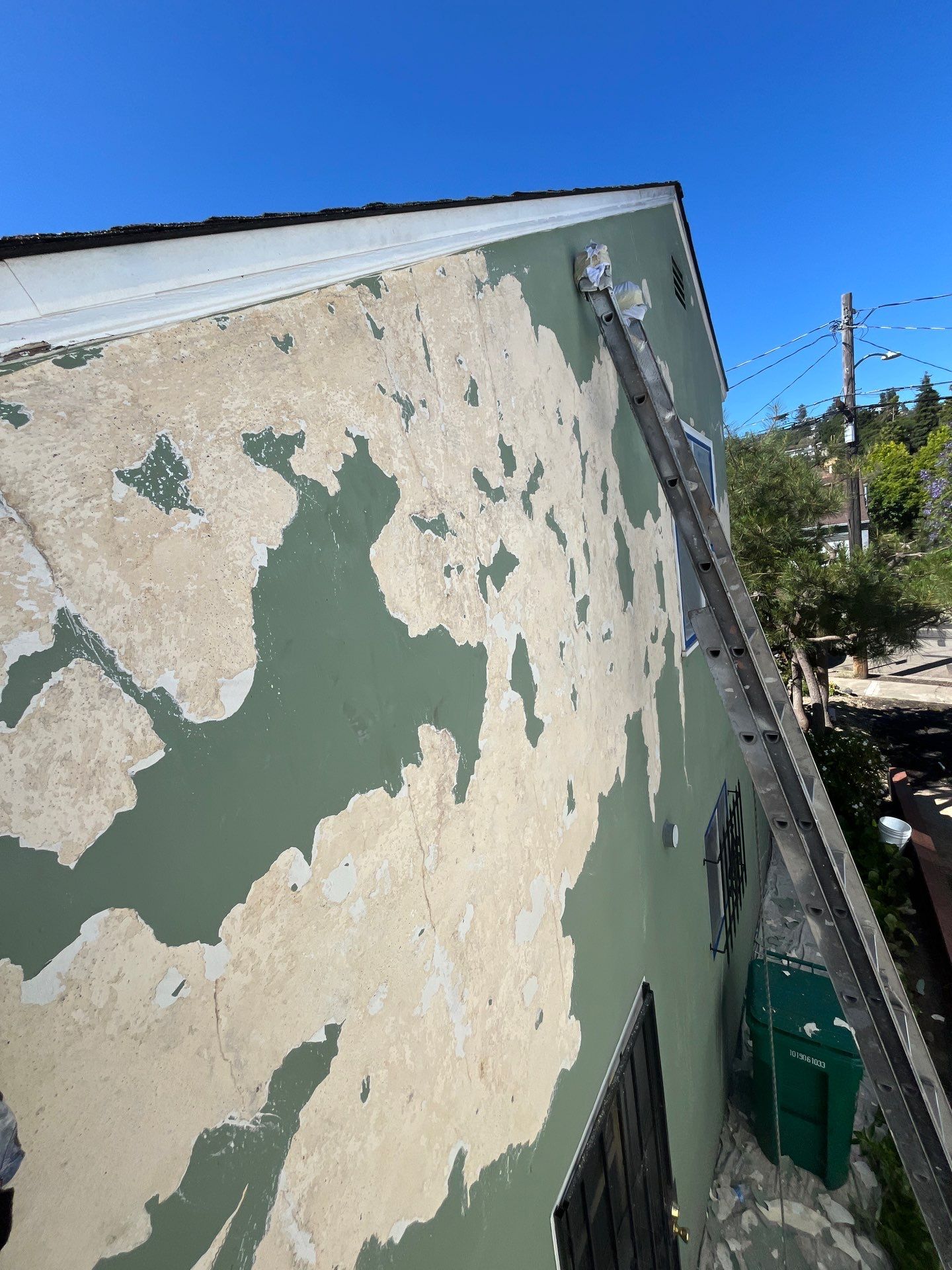 Project in Oakland by Herrera’s Bay Area Painting inc.