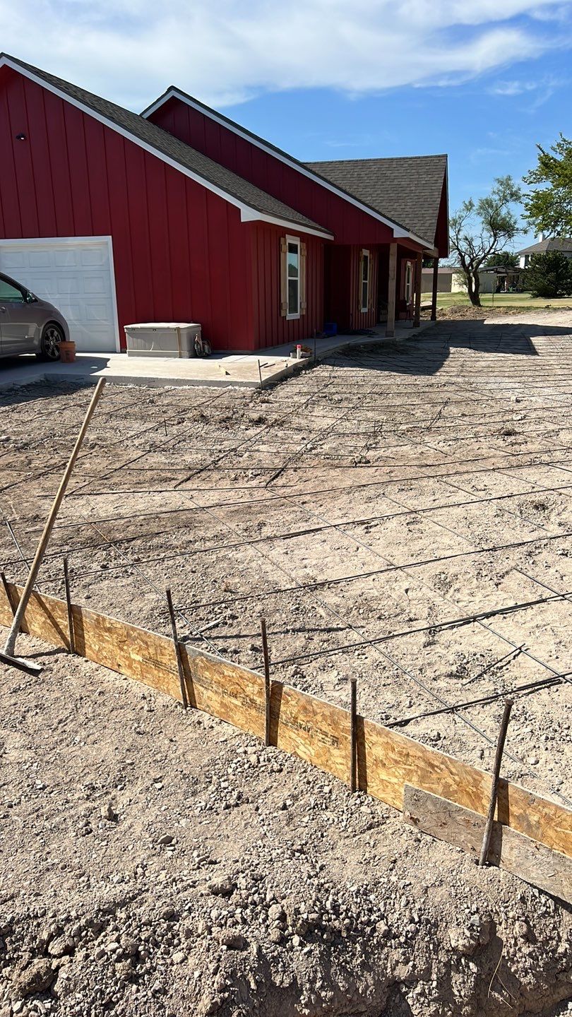 1000' Drive and Patio using Concrete by Clays Services Inc