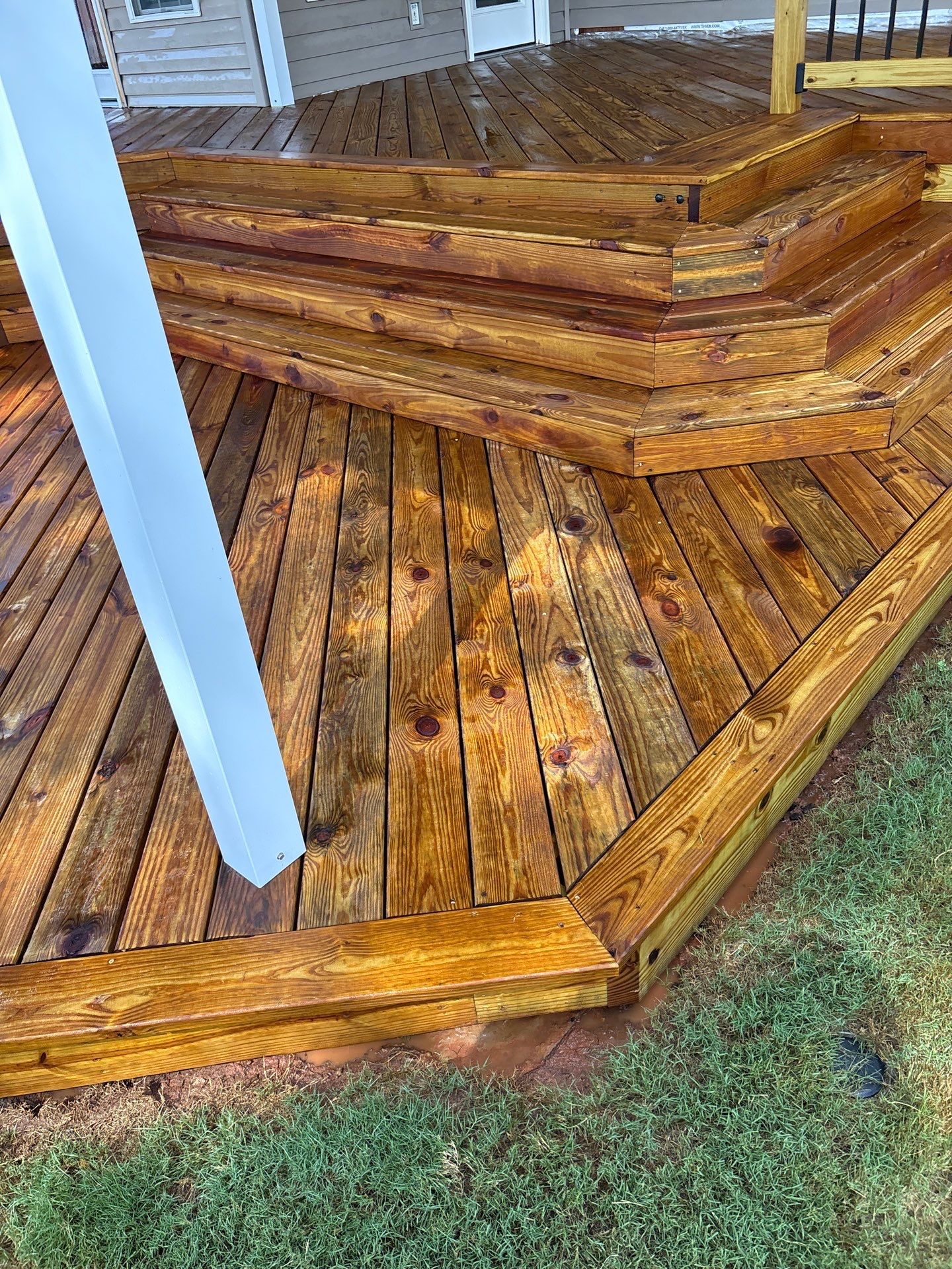 Wood Deck using Wood Sealant by DuraSeal