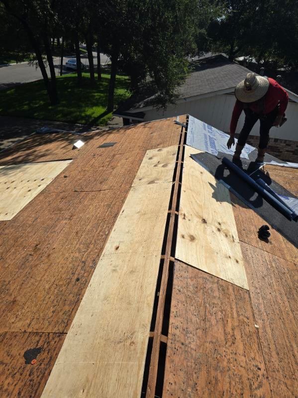 New Roof and Exterior Paint by Harvey Roofing & Construction