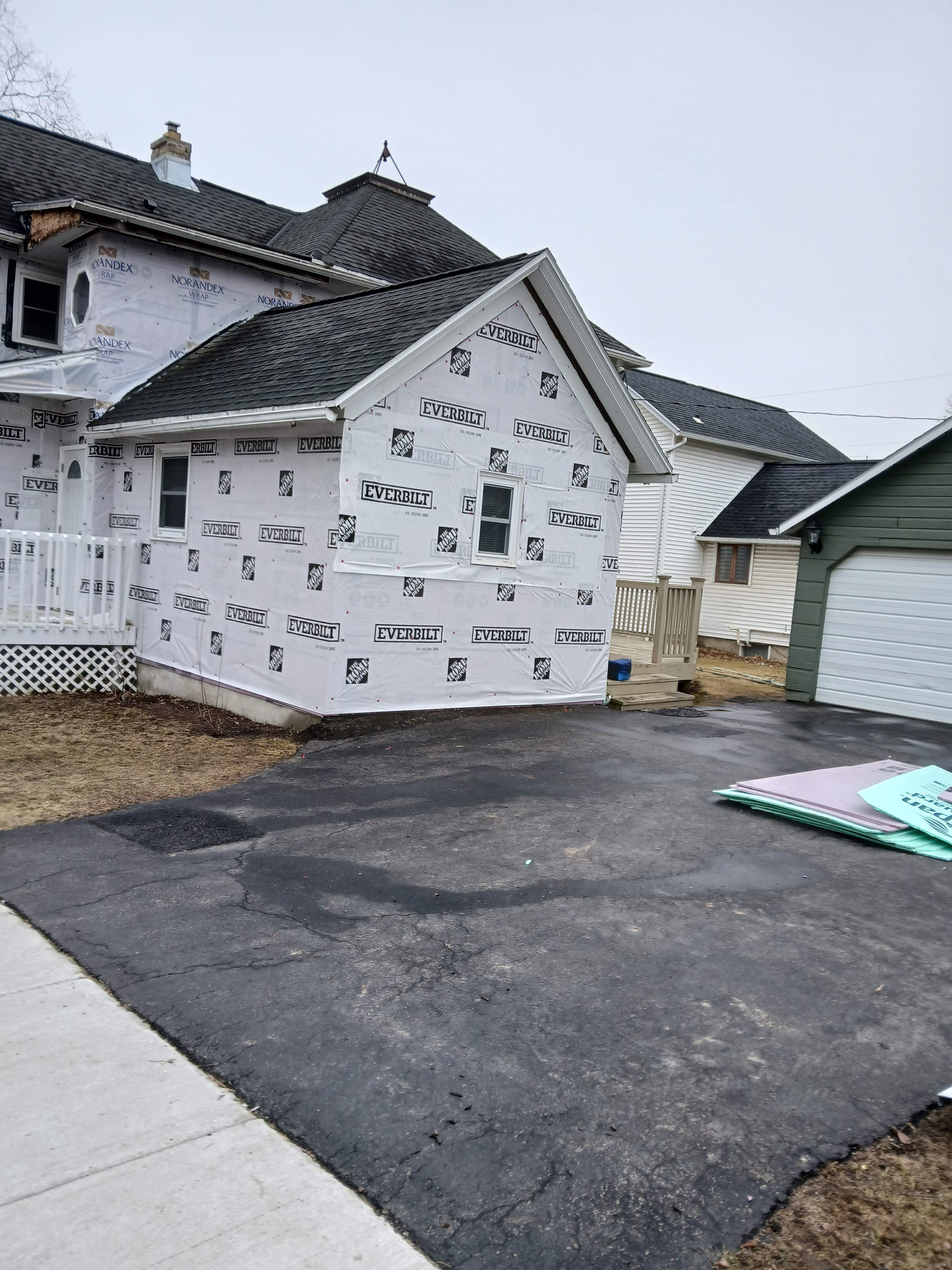 TAMMY'S DREAM HOME FIX UP!  by Gellings Roofing & Siding