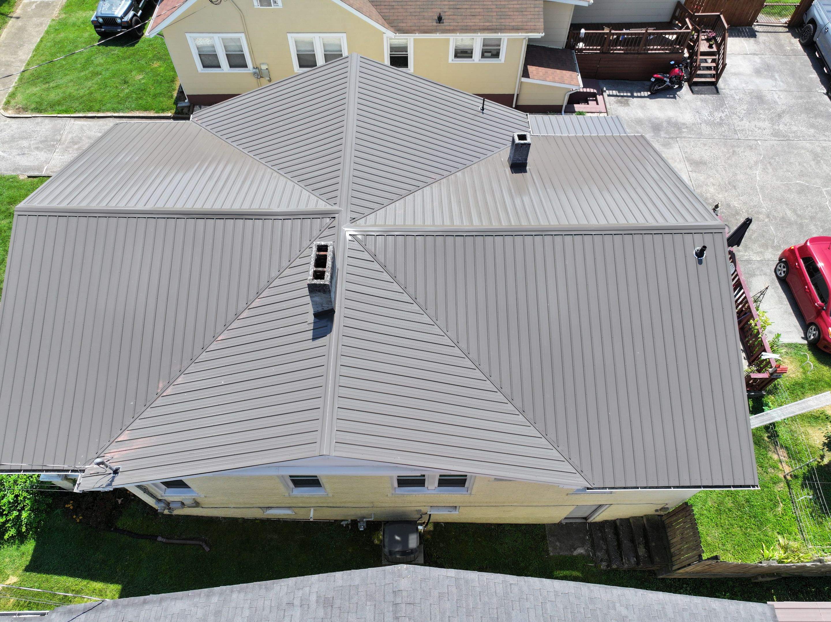 Fernandez Residence by Omnia Roofing