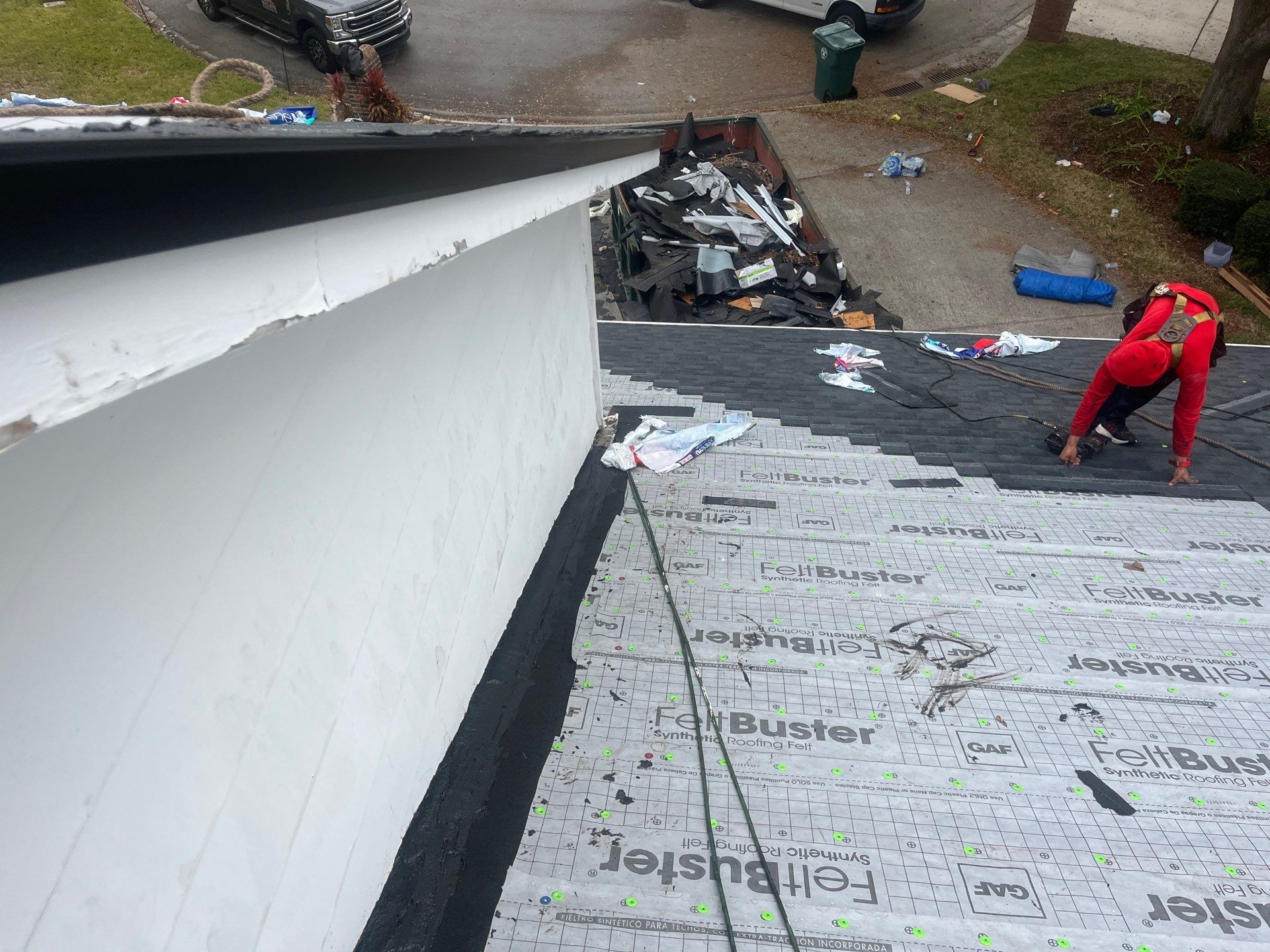 GAF Charcoal Architectural Shingle - Re-roof by Endless Summer Roofing Co.