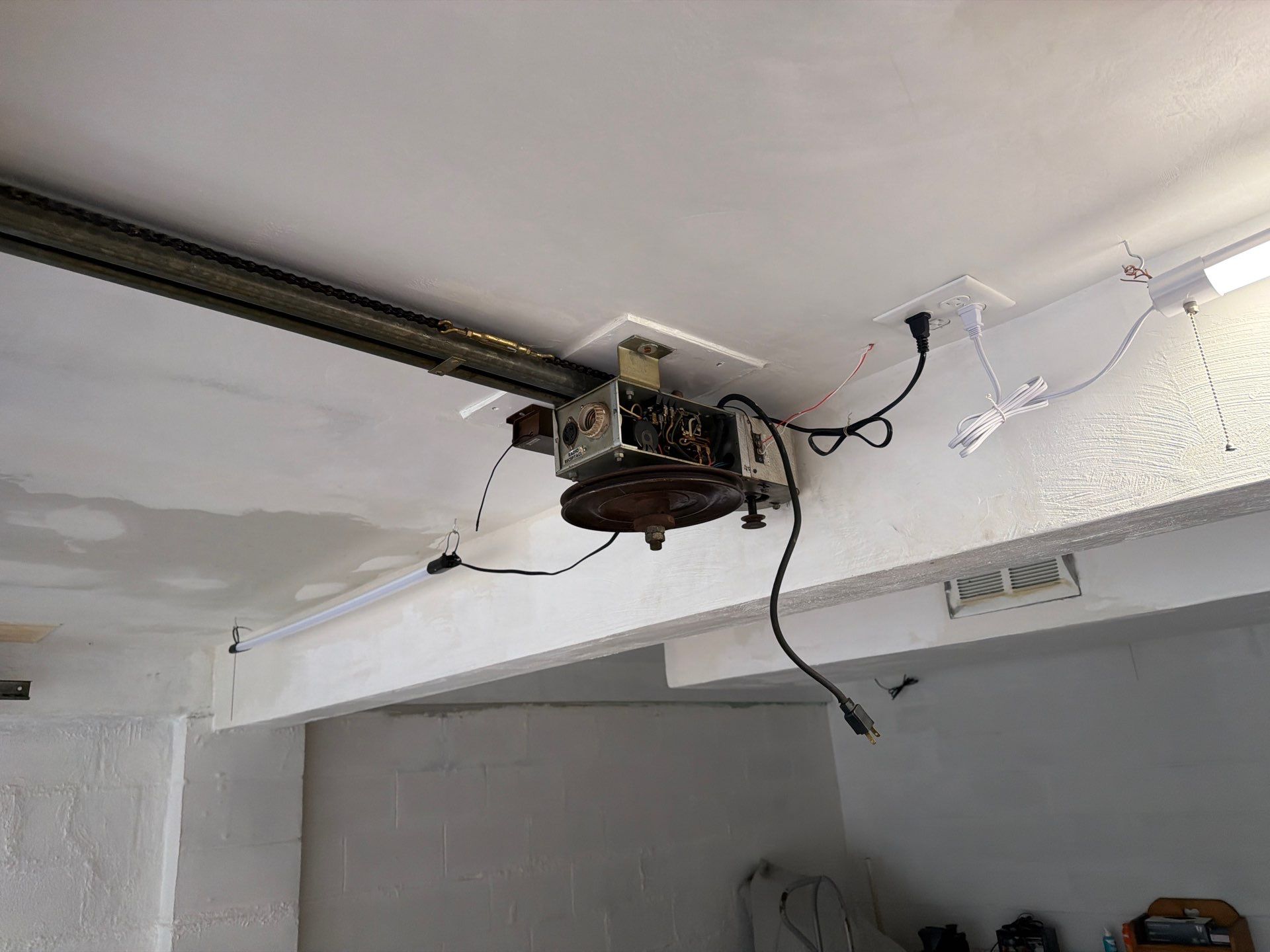 New Sectional Garage Door and LiftMaster Opener Installation in Akron by Ohio Garage Door Repair
