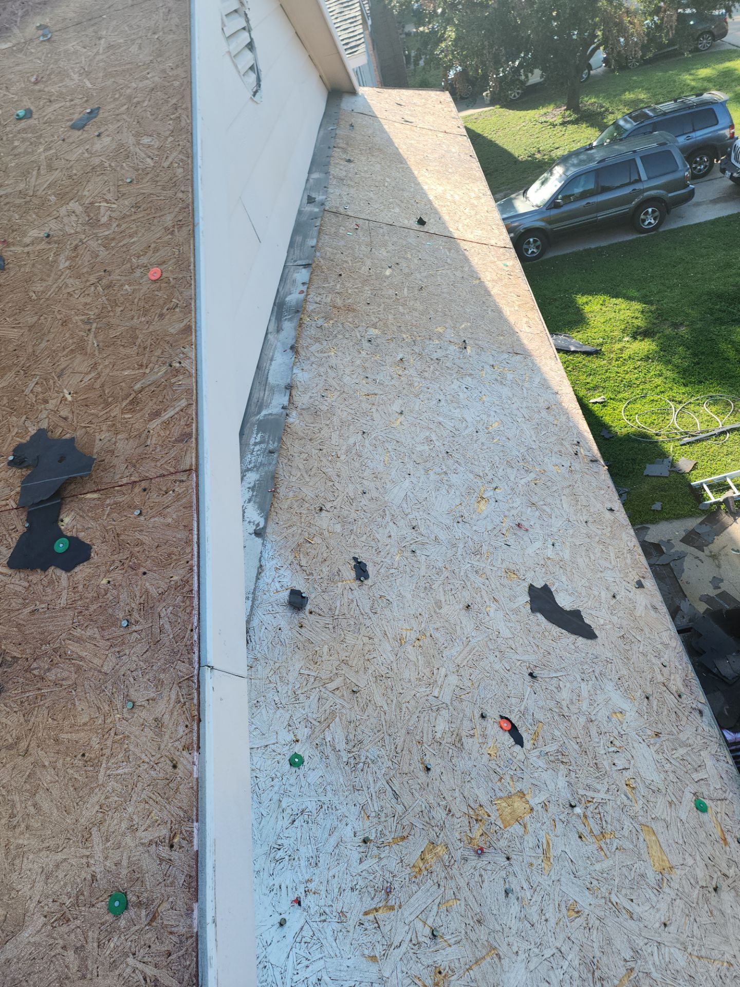 Residential Roofing Installation using Owen's Corning Duration (Lifetime) Shingles by Roof Repair Company
