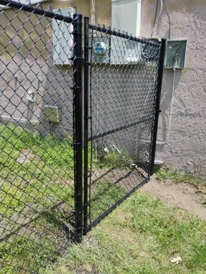 Black Vinyl Chain Link Fence Installation in Bradenton