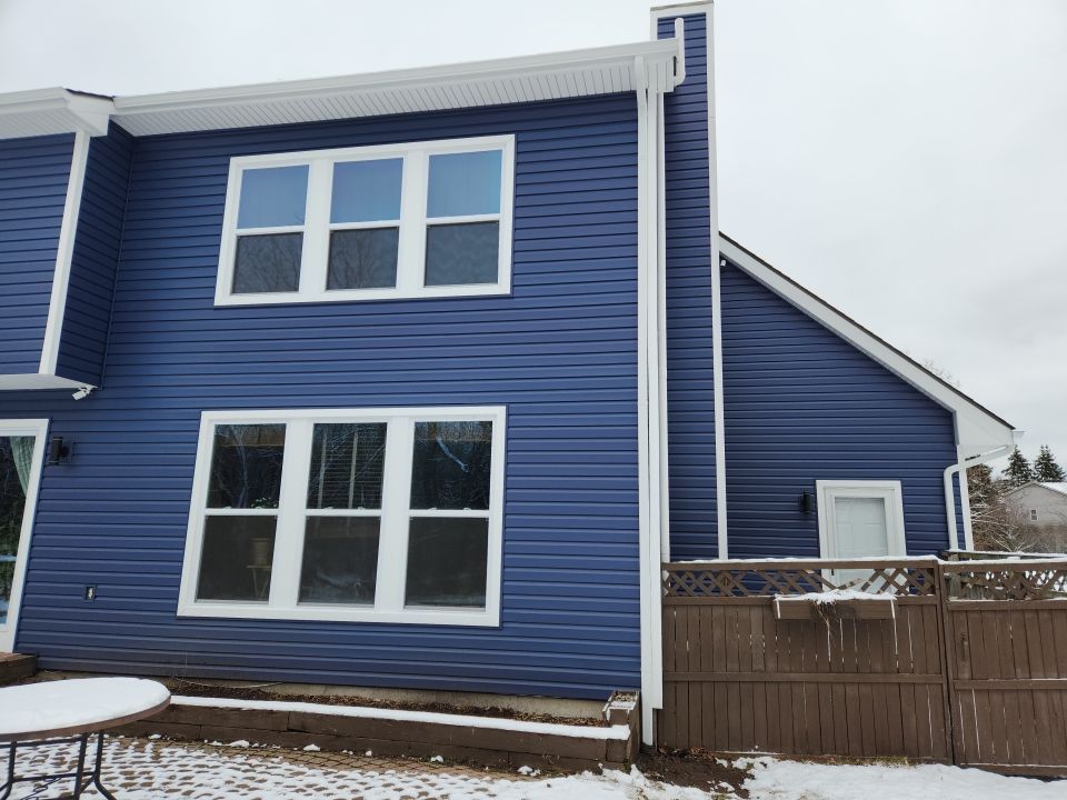 Siding Replacement using CertainTeed Restoration Classis D4 by 180 Contractors