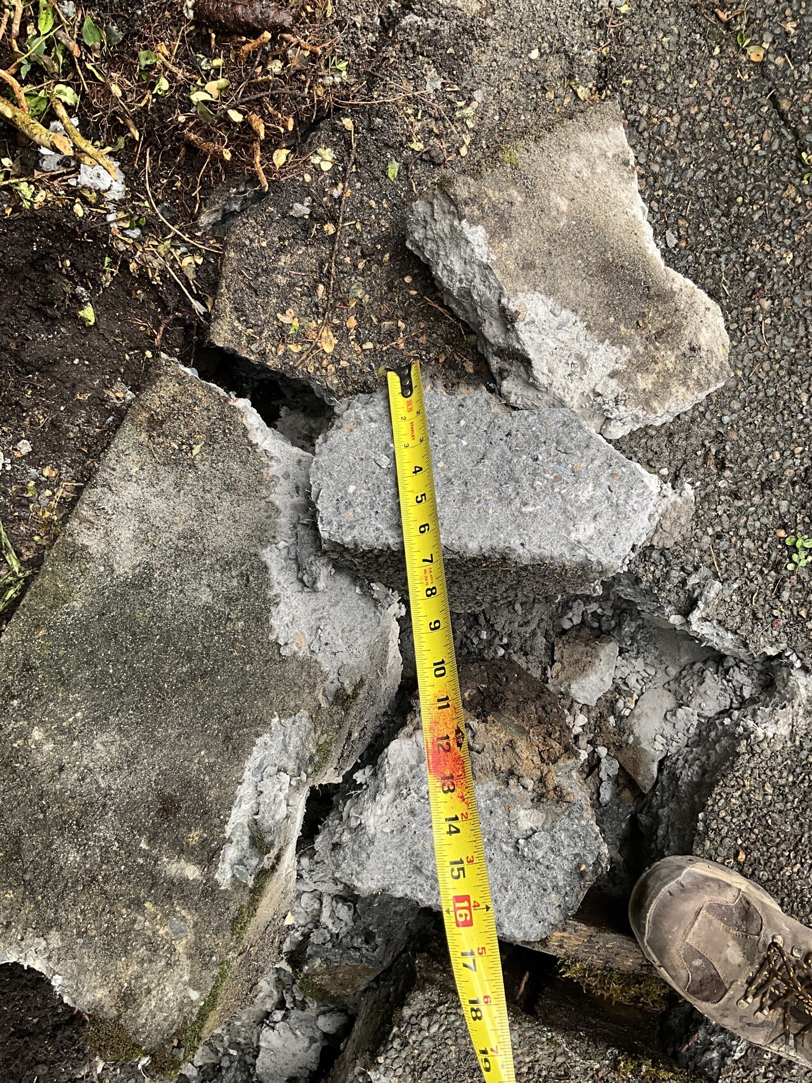 Eggers | Aggregate Finish Driveway, Concrete Project  by Jireh Asphalt & Concrete Inc 