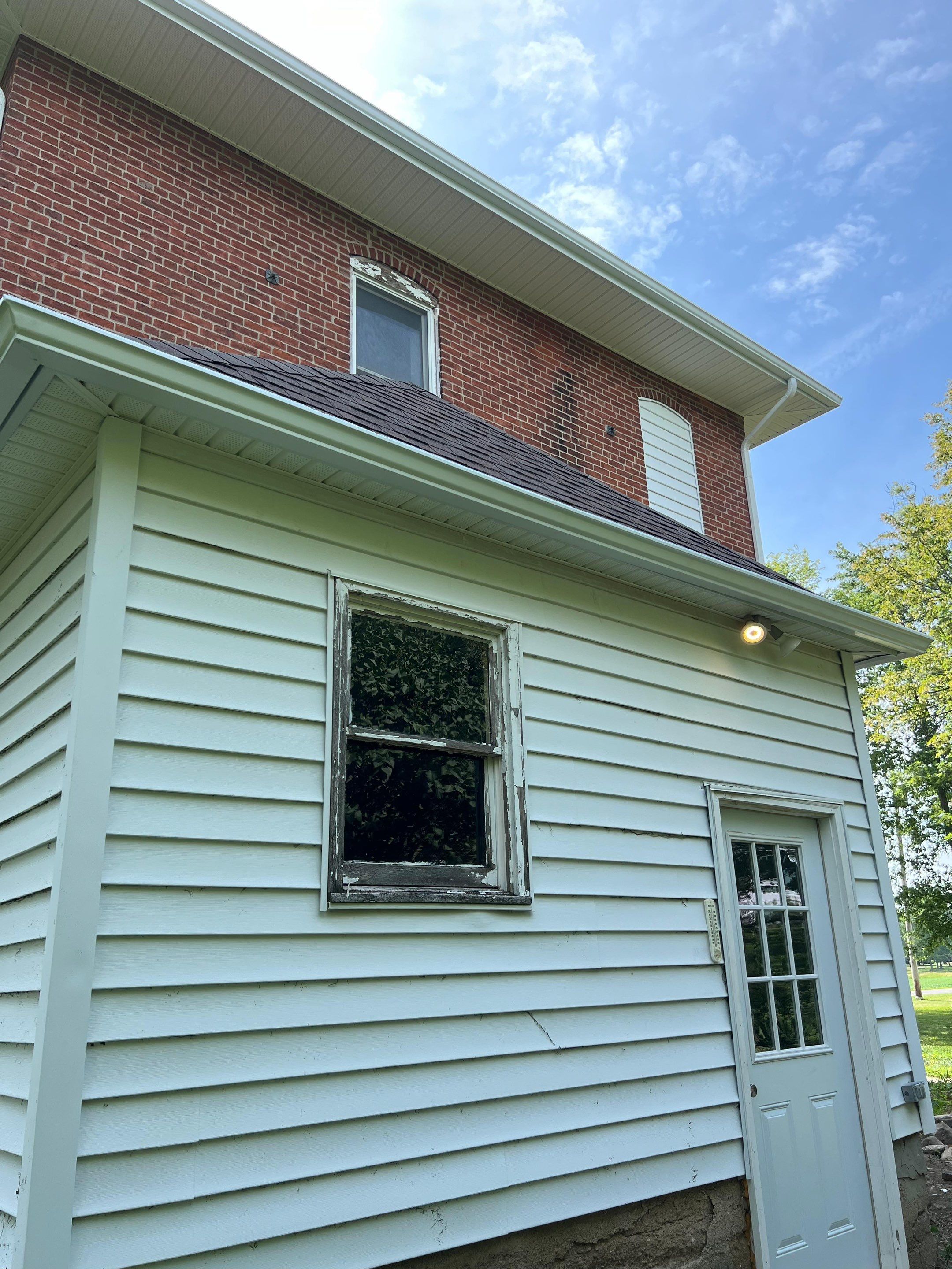 Soffit/fascia/gutter replacement by Nitro Roofing and Construction
