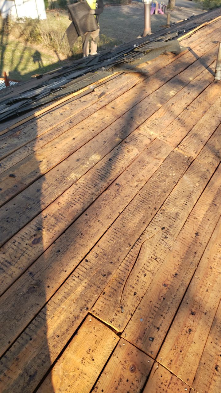 Fairfax: CertainTeed Landmark Pro Designer Shingles in Max Def Charcoal Black by RM Banning, Inc.