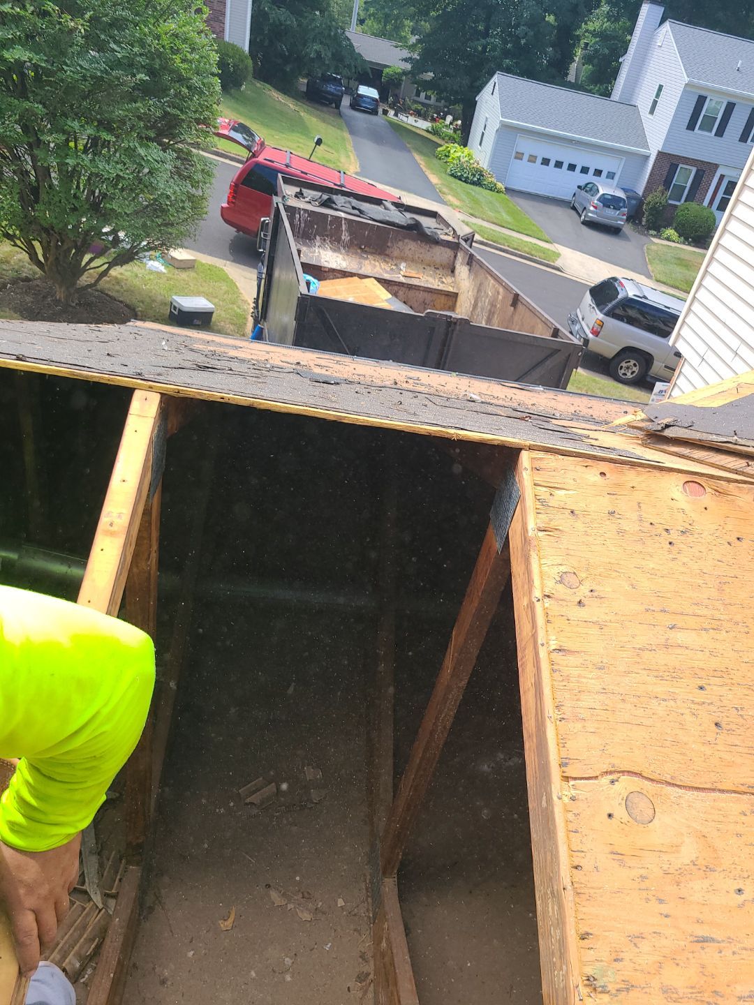 Falls Church: CertainTeed Landmark Pro Designer Shingles in Max Def Pewterwood by RM Banning, Inc.