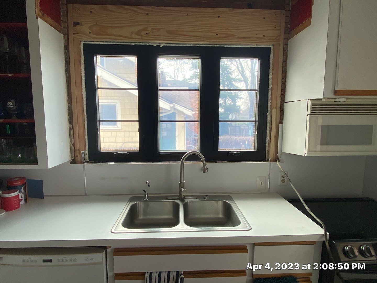 Window Installation using Andersen windows 100-Series (FIBREX material) by Smart Roof