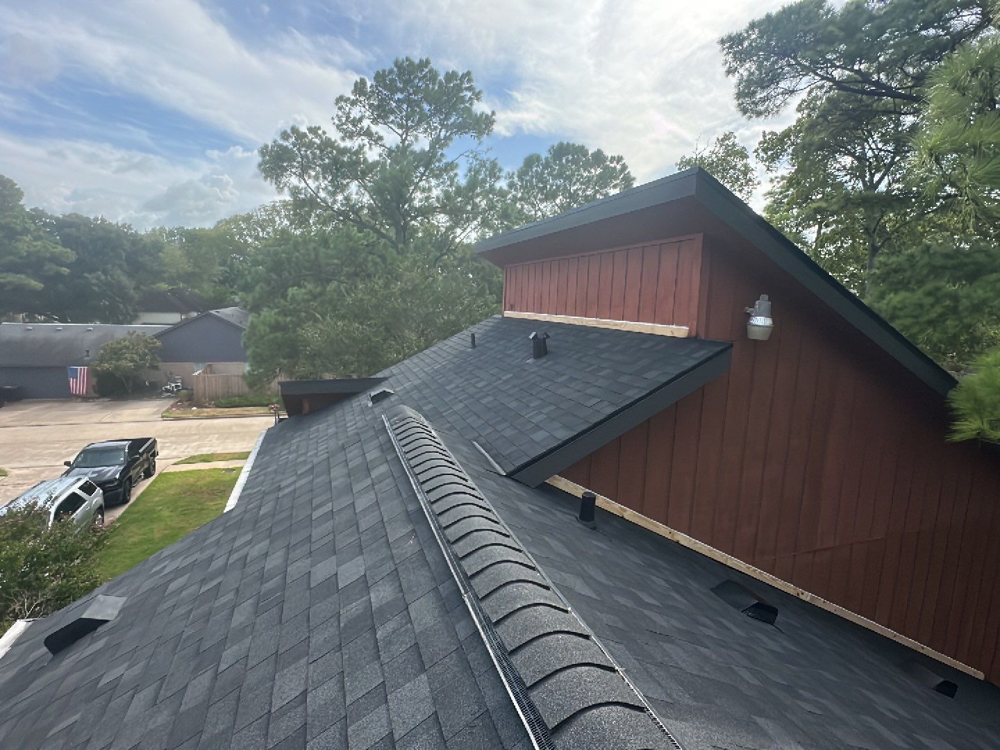 Residential Roofing Installation using Owen's Corning Duration (Lifetime) Shingles by Roof Repair Company