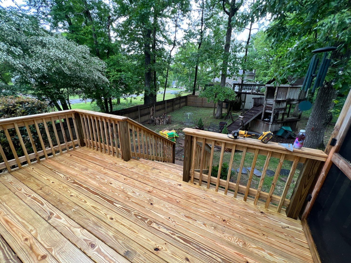 Oak Leaf Circle - Deck Installation  by Pillar and Pine