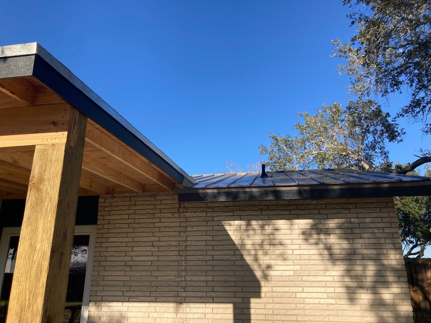 Beeville Backporch sittin' by Bayfront Roofing and Construction