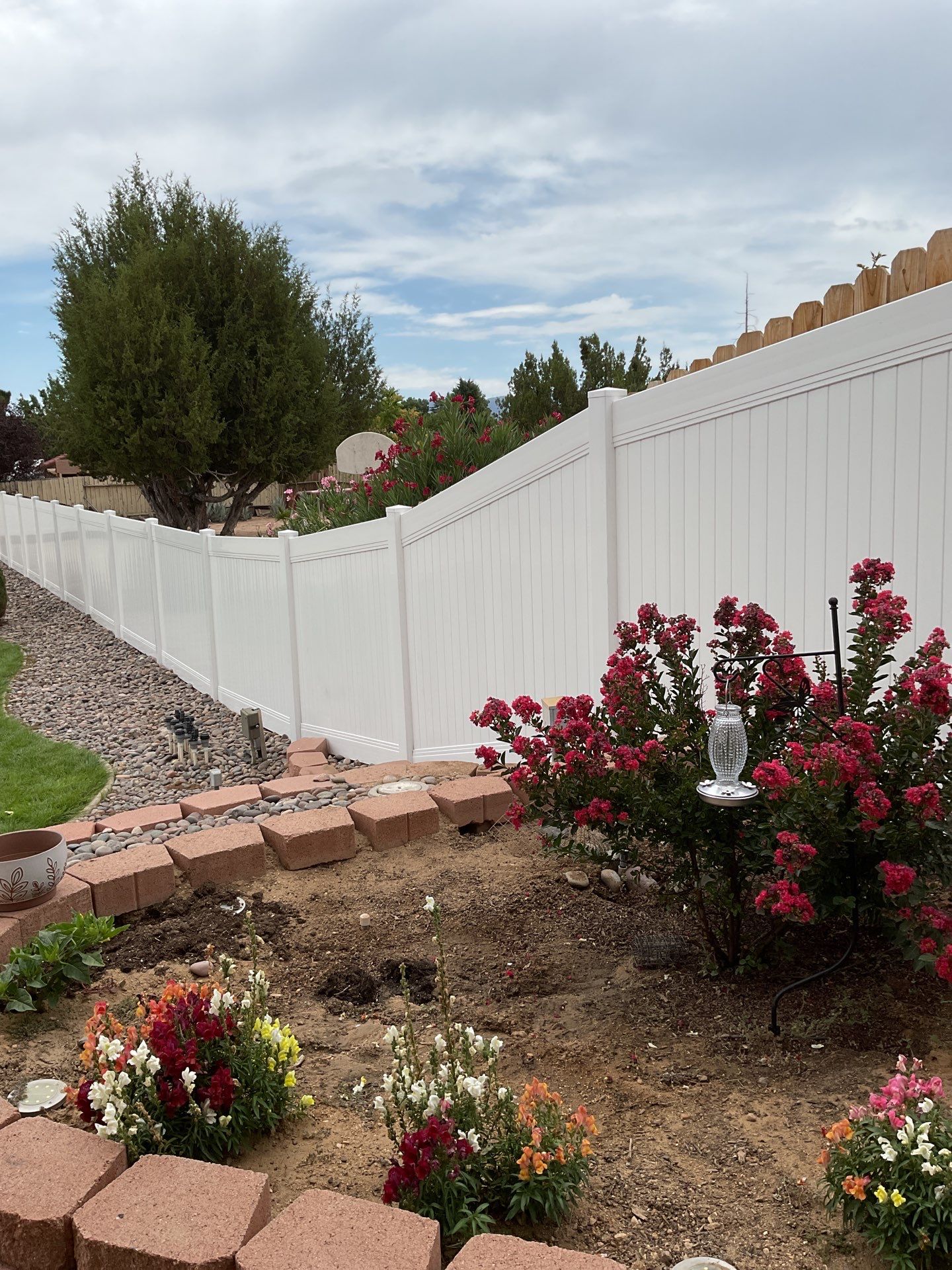 Fence Installation using Vinyl by Fence Guys Inc.