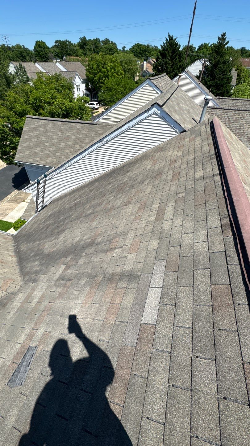 Fairfax: Roof Replacement with CertainTeed Landmark Pro Designer Shingles in Max Def Weathered Wood by RM Banning, Inc.