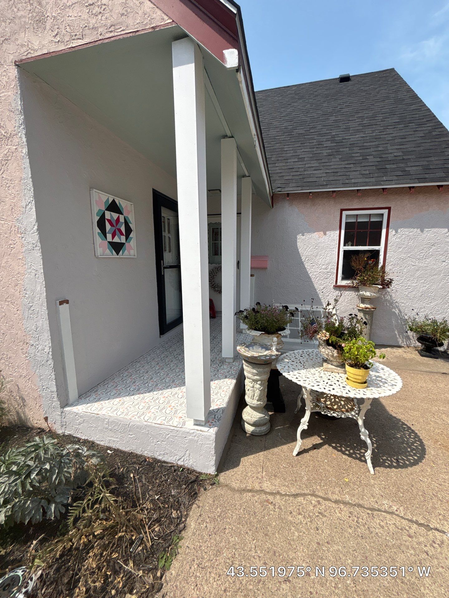 Exterior Stucco Painting and Trim Refresh in Sioux Falls by Select Painting, Coatings & Garage Cabinets